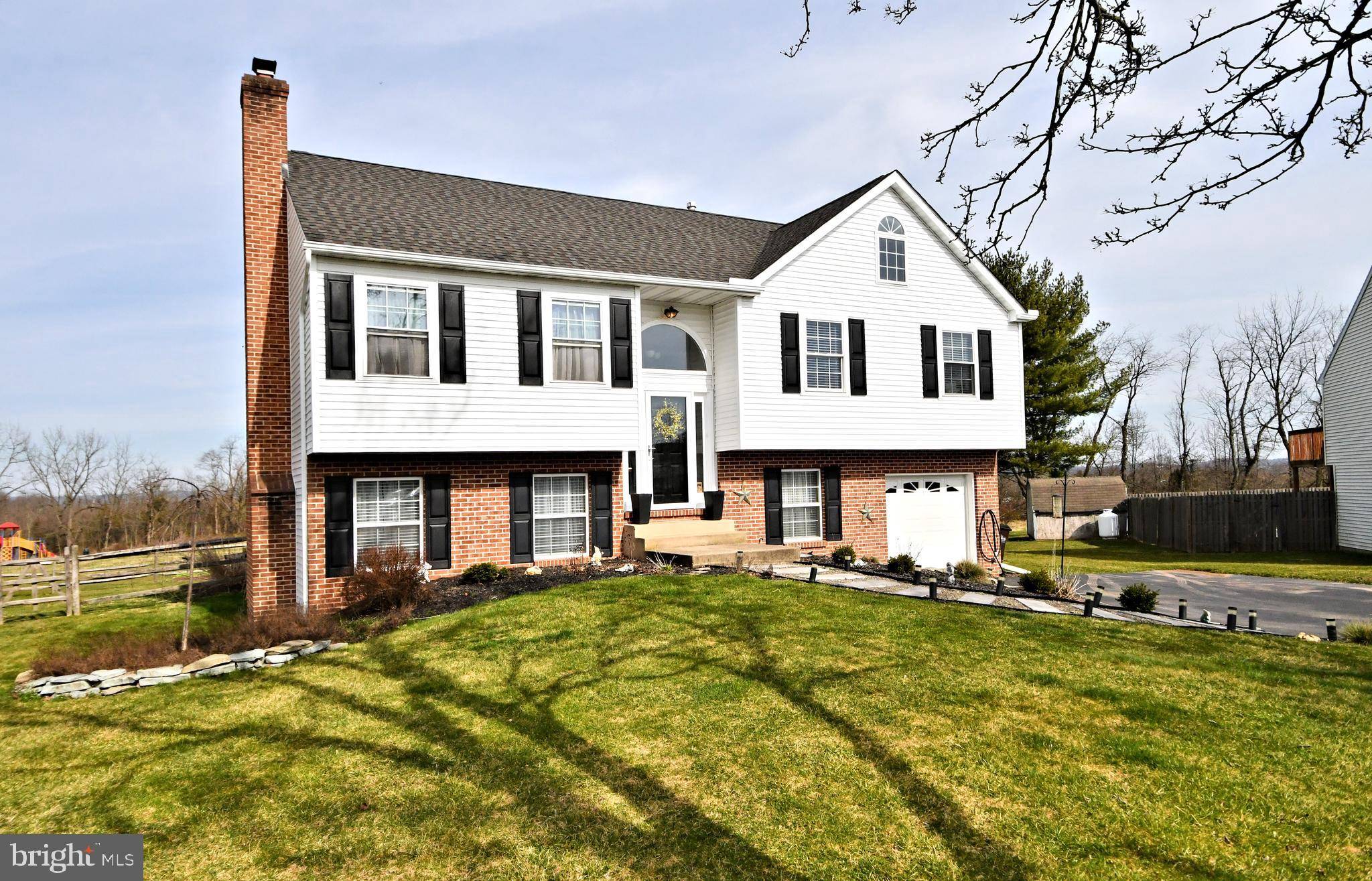 Gilbertsville, PA 19525,2136 REINDEER CT