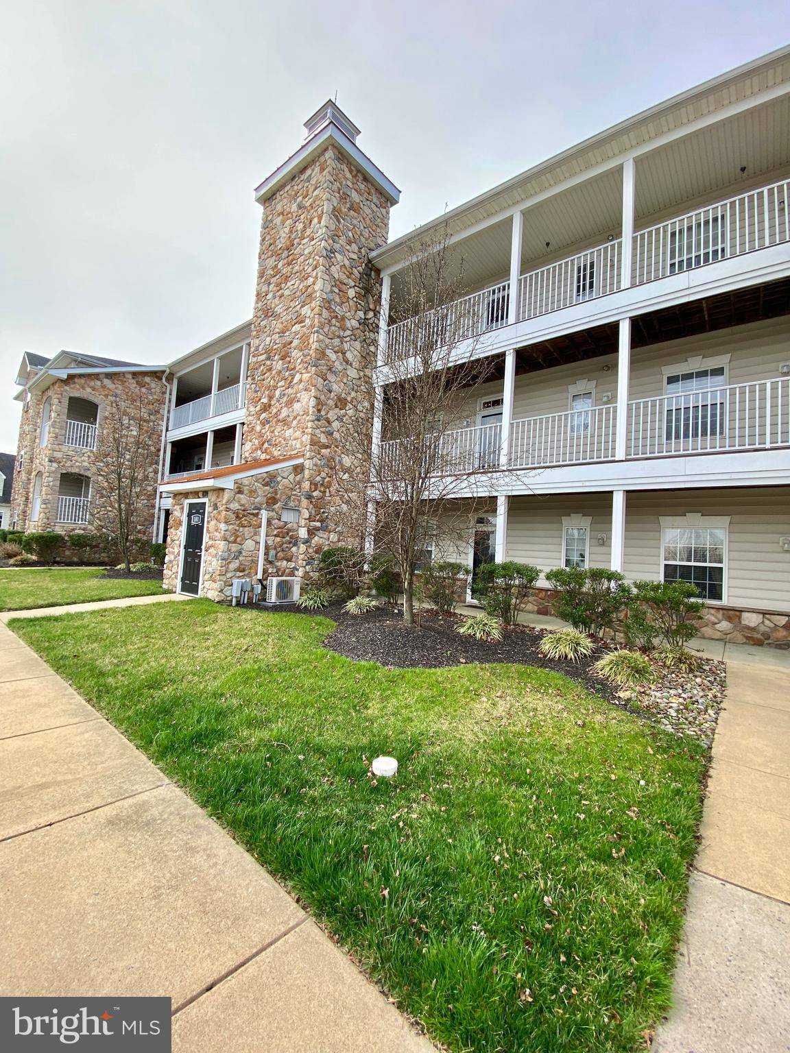 Newark, DE 19702,101-UNIT COLONIAL DOWNS CT #1304