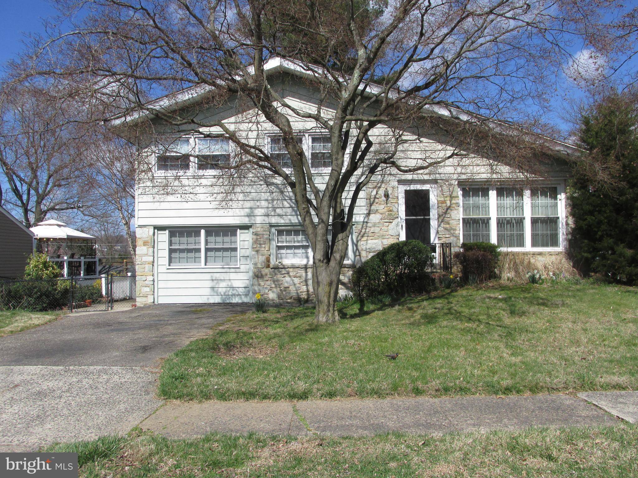 Langhorne, PA 19047,444 CRESCENT ST