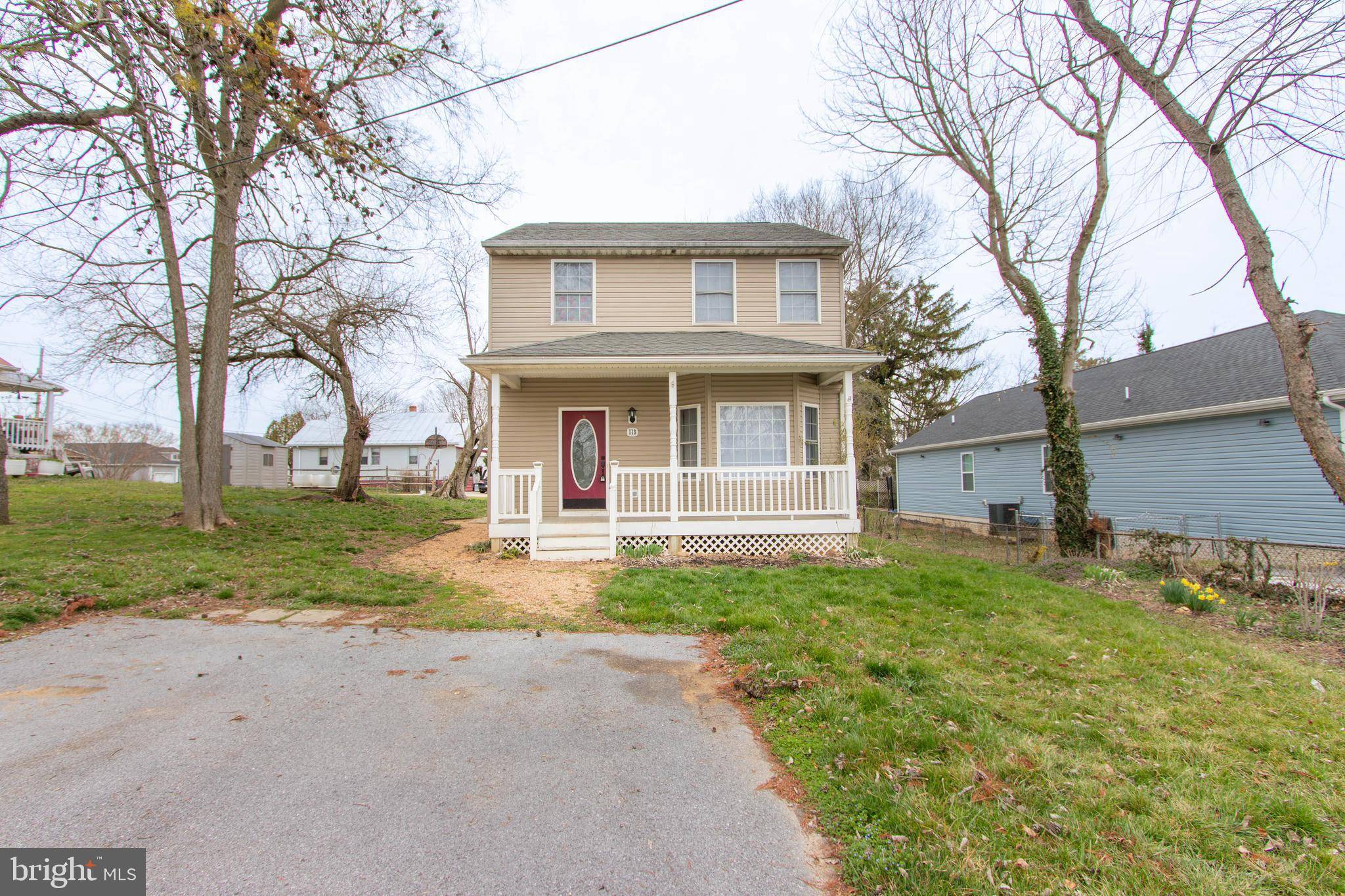 Charles Town, WV 25414,113 MAPLE AVE