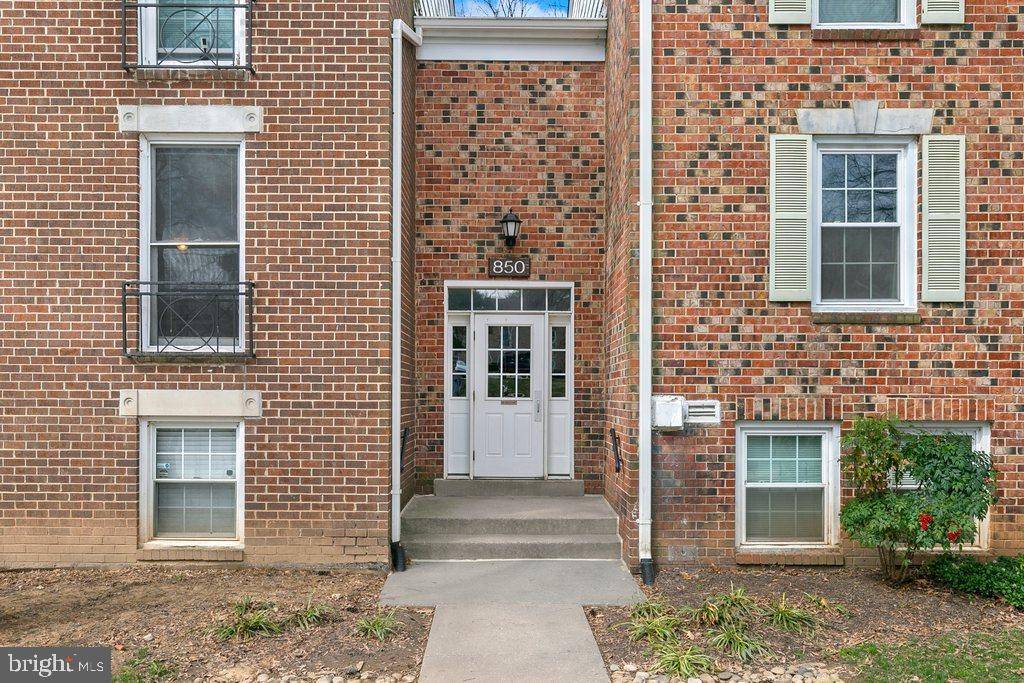 Gaithersburg, MD 20878,850 QUINCE ORCHARD BLVD #850-10