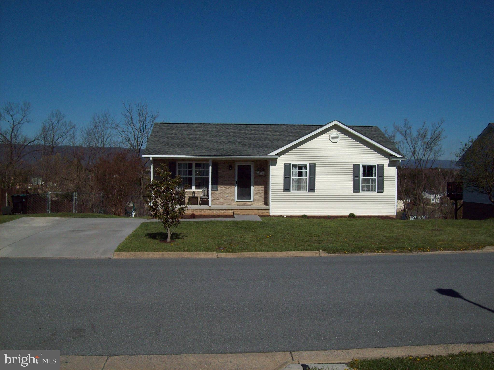 Strasburg, VA 22657,955 DEVINE DR