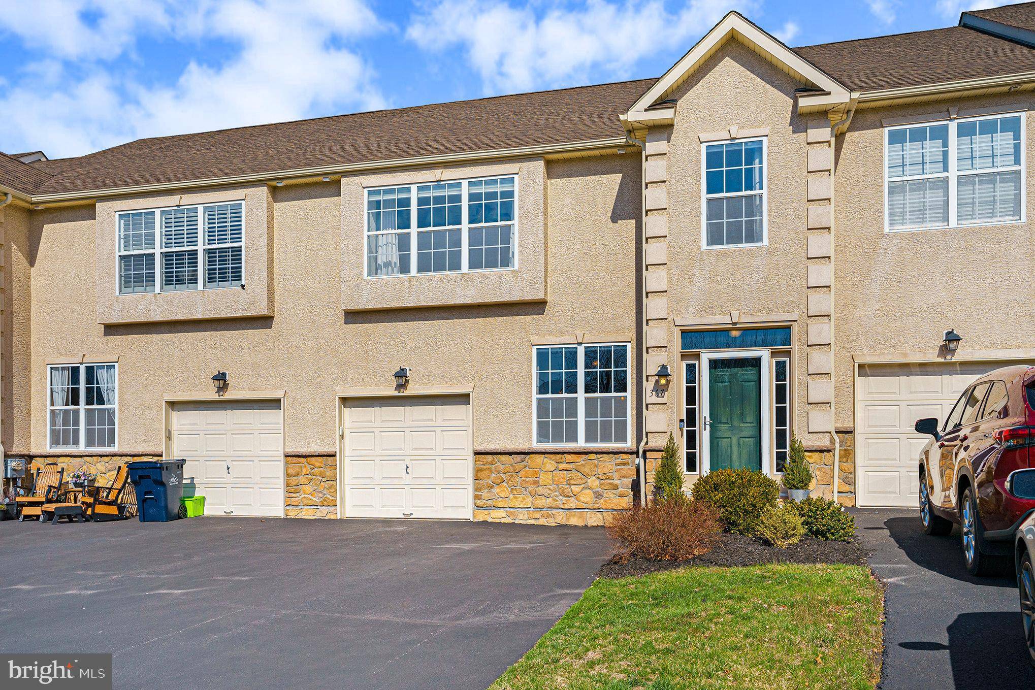 Harleysville, PA 19438,367 MANOR CIR