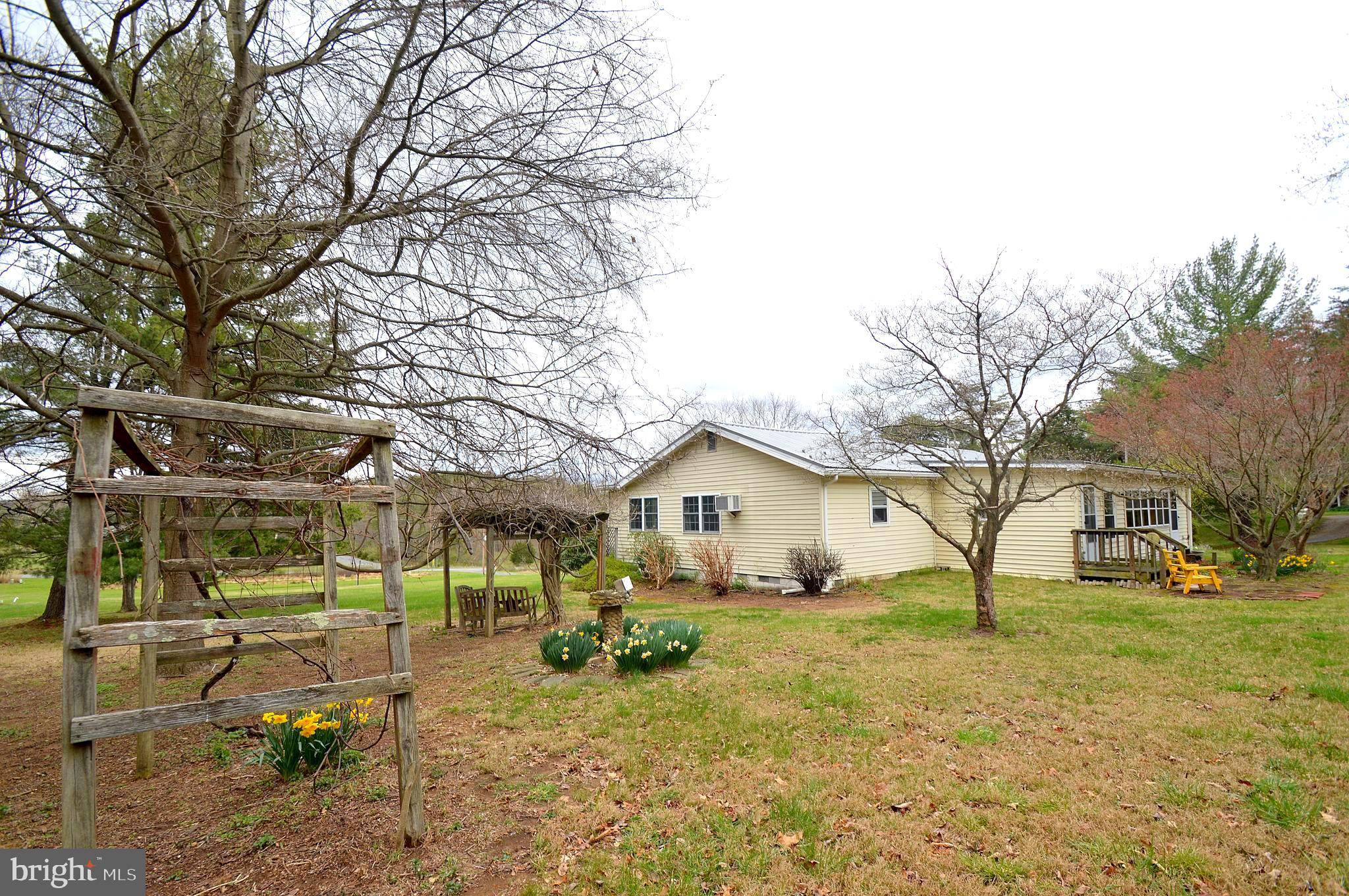 Berkeley Springs, WV 25411,62 SPICEBERRY LN