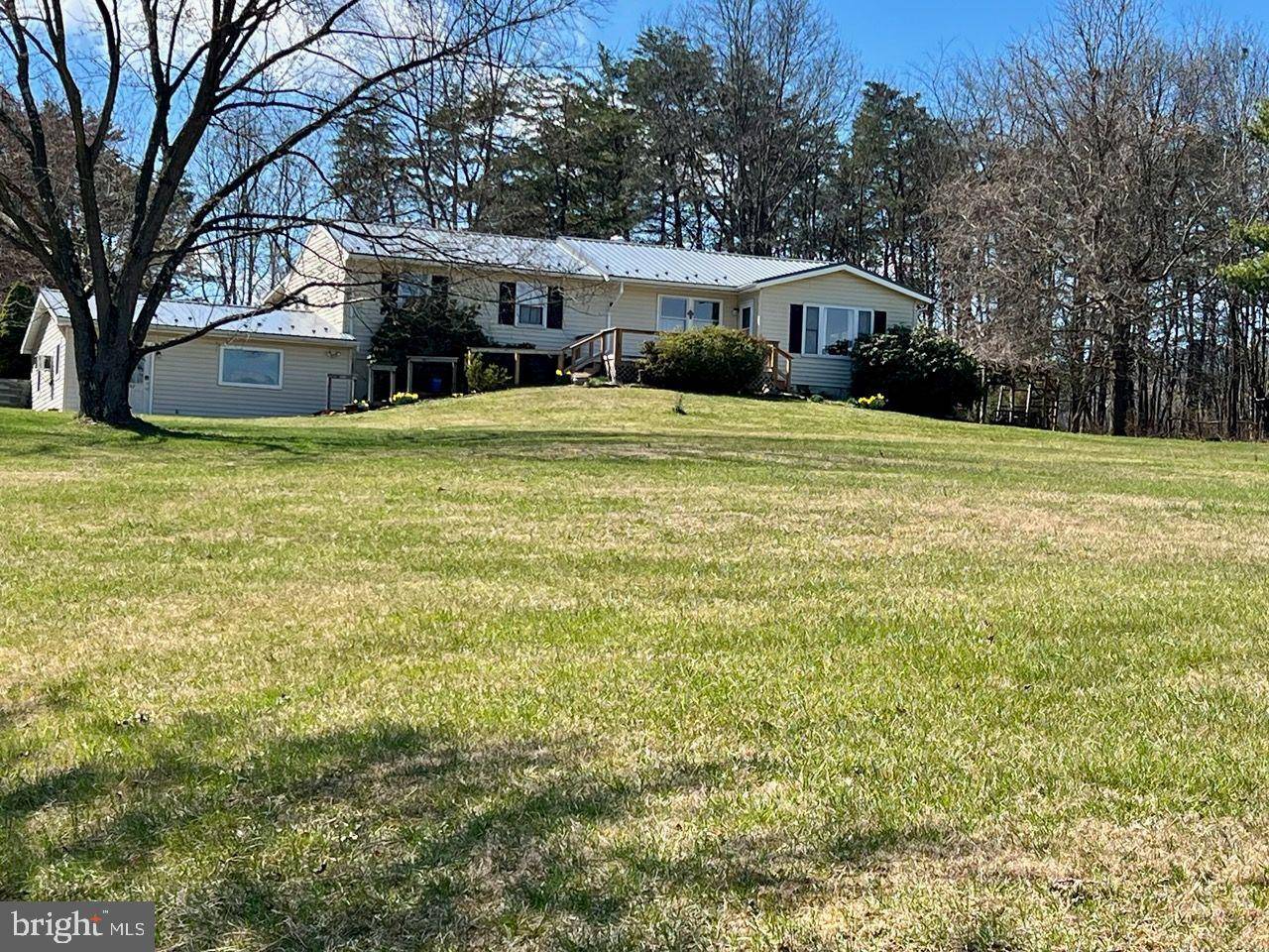 Berkeley Springs, WV 25411,62 SPICEBERRY LN