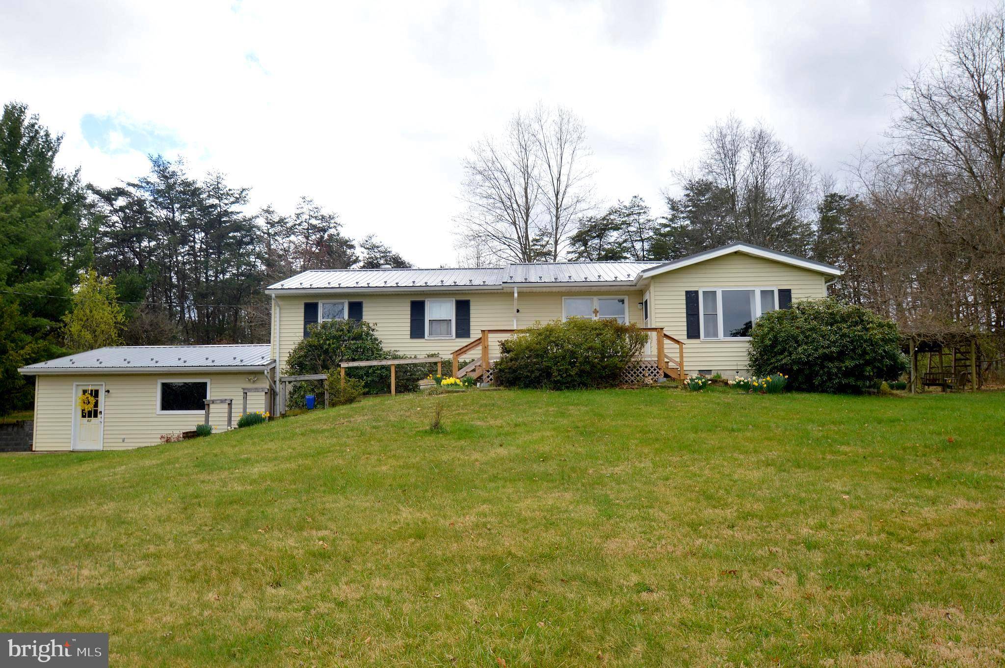 Berkeley Springs, WV 25411,62 SPICEBERRY LN