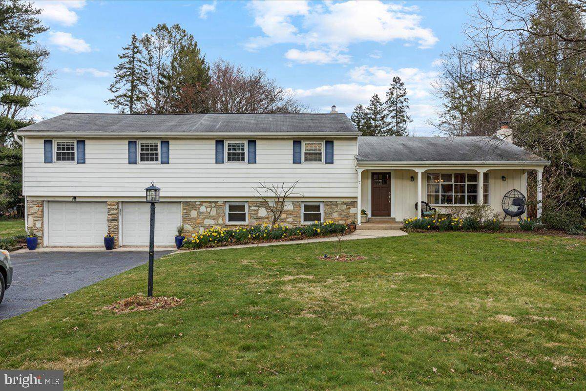 Yardley, PA 19067,7 OLIVIA DR