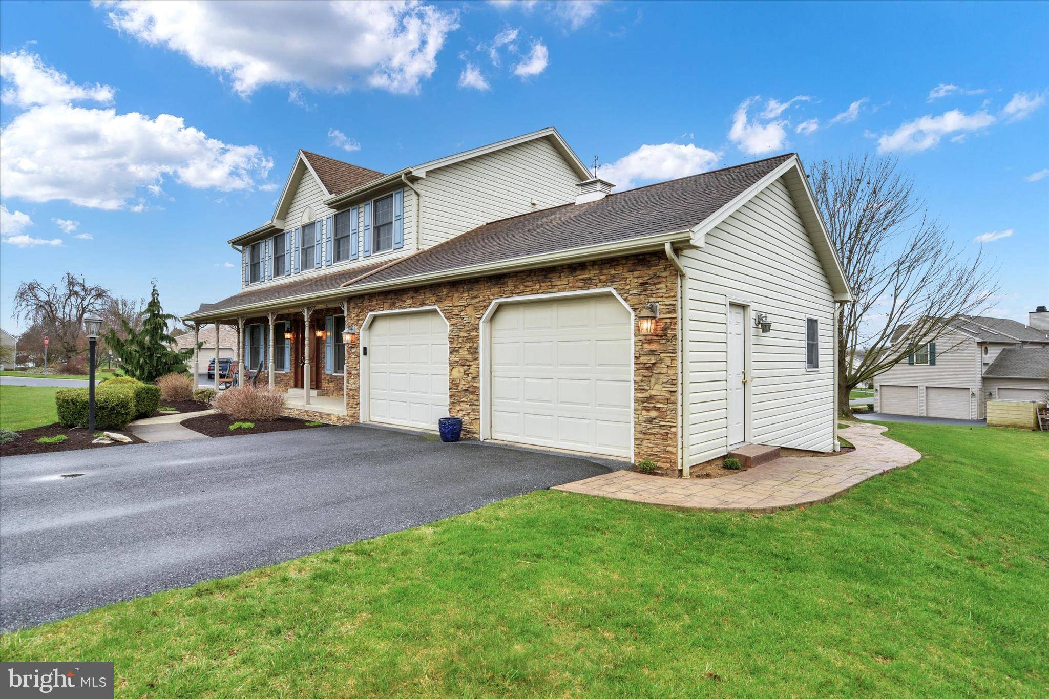 Palmyra, PA 17078,212 CLOVER LN