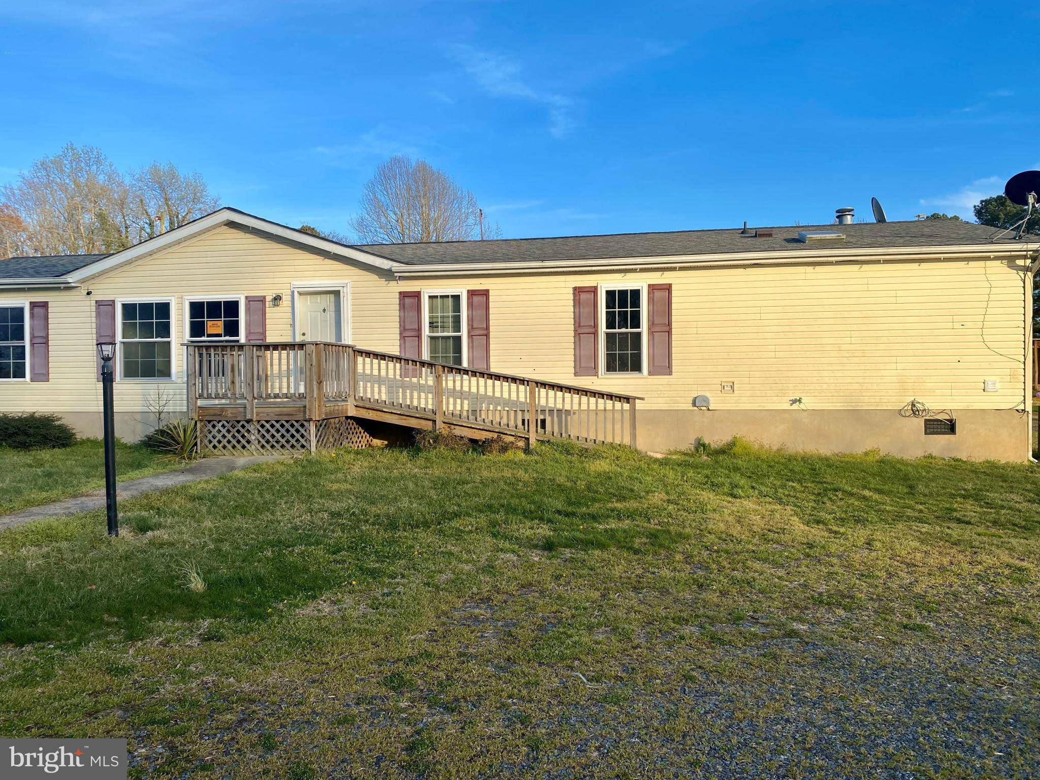 Colonial Beach, VA 22443,4984 LEEDSTOWN RD