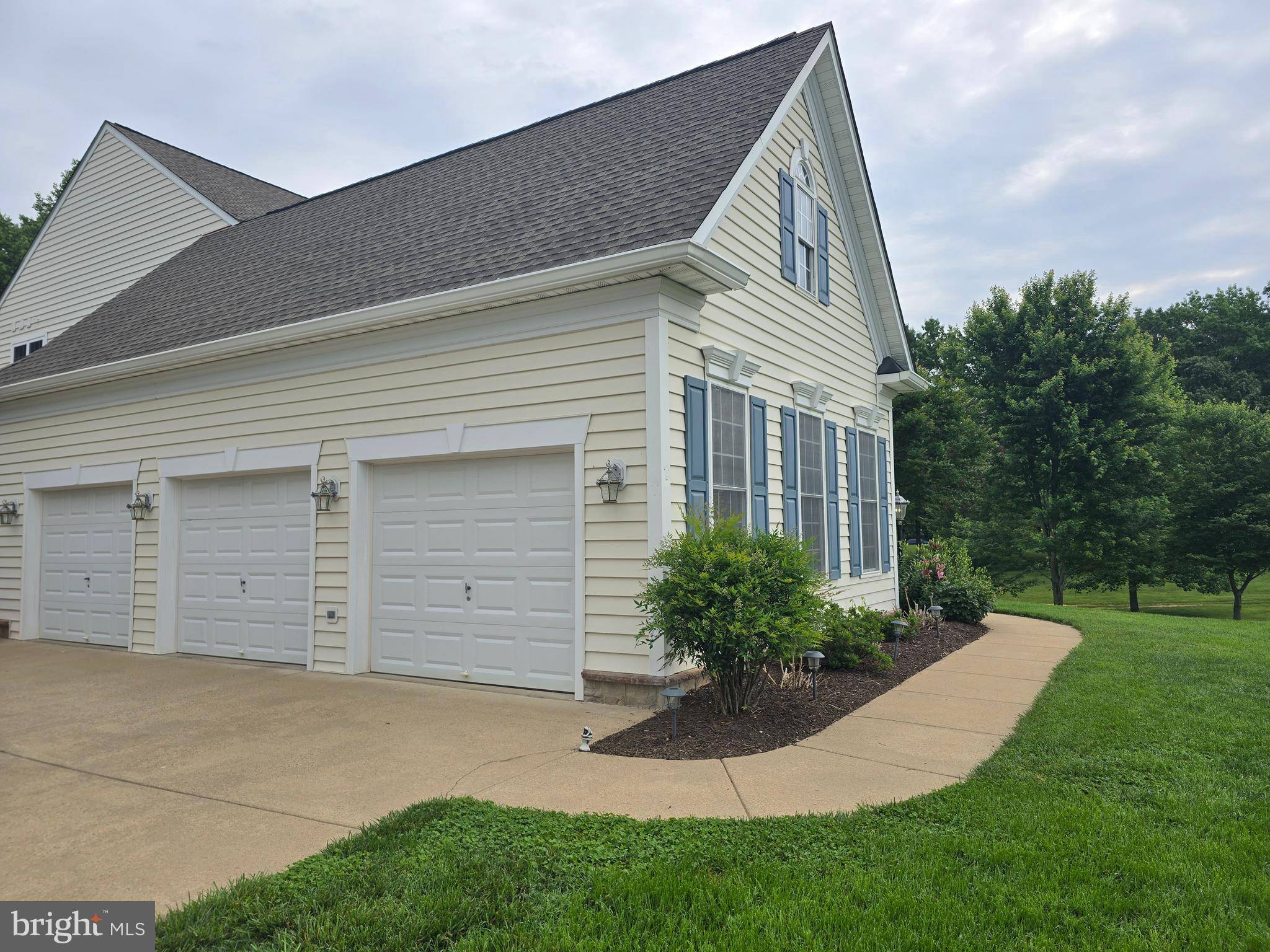 Locust Grove, VA 22508,32315 DEEP MEADOW LN