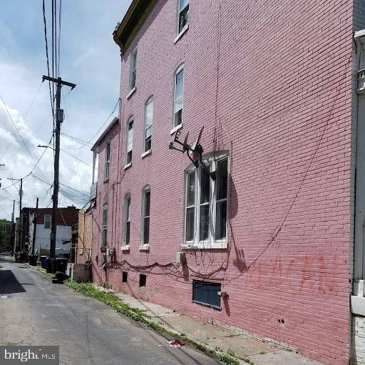 Harrisburg, PA 17104,230 S 14TH ST