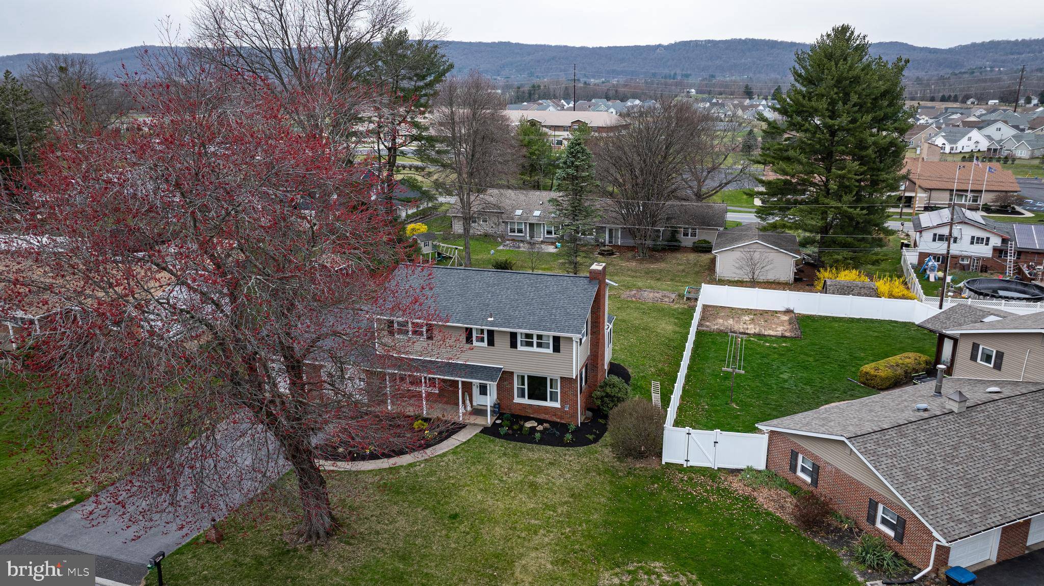 Center Valley, PA 18034,4467 CALVERT ST