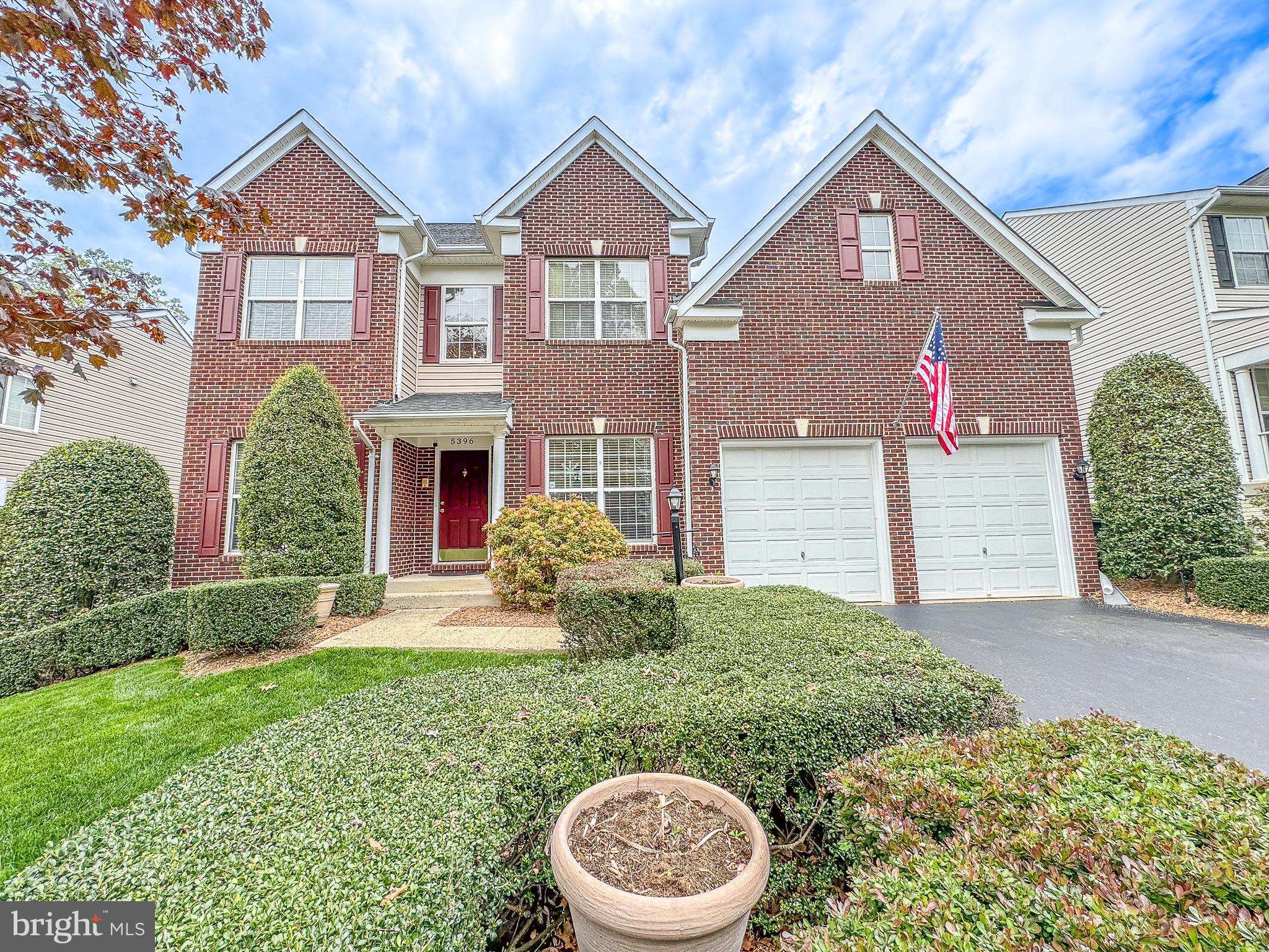 Woodbridge, VA 22193,5396 GUNSTON HALL DR