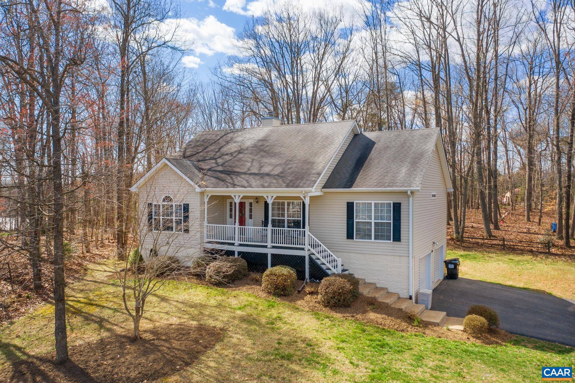 Barboursville, VA 22923,112 AUTUMN OAKS LN