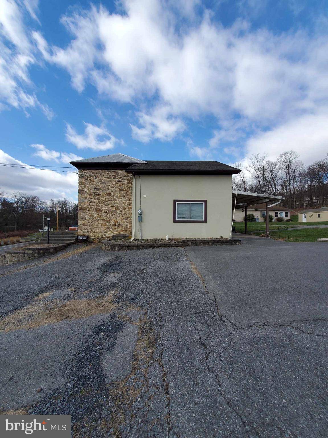 Lewistown, PA 17044,9-45 NATHANS LN