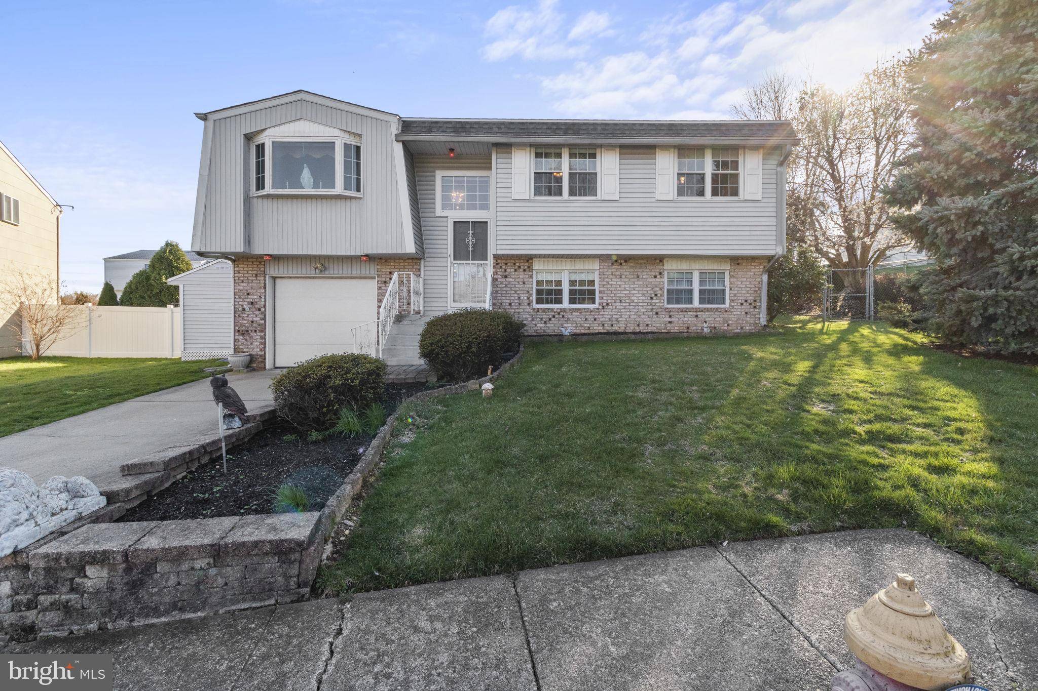 Bensalem, PA 19020,2123 ZIEMBA CT