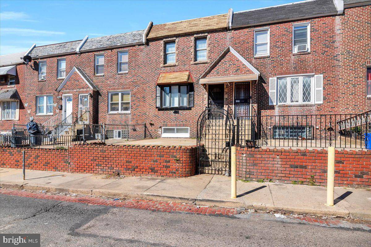 Philadelphia, PA 19124,3908 PALMETTO ST