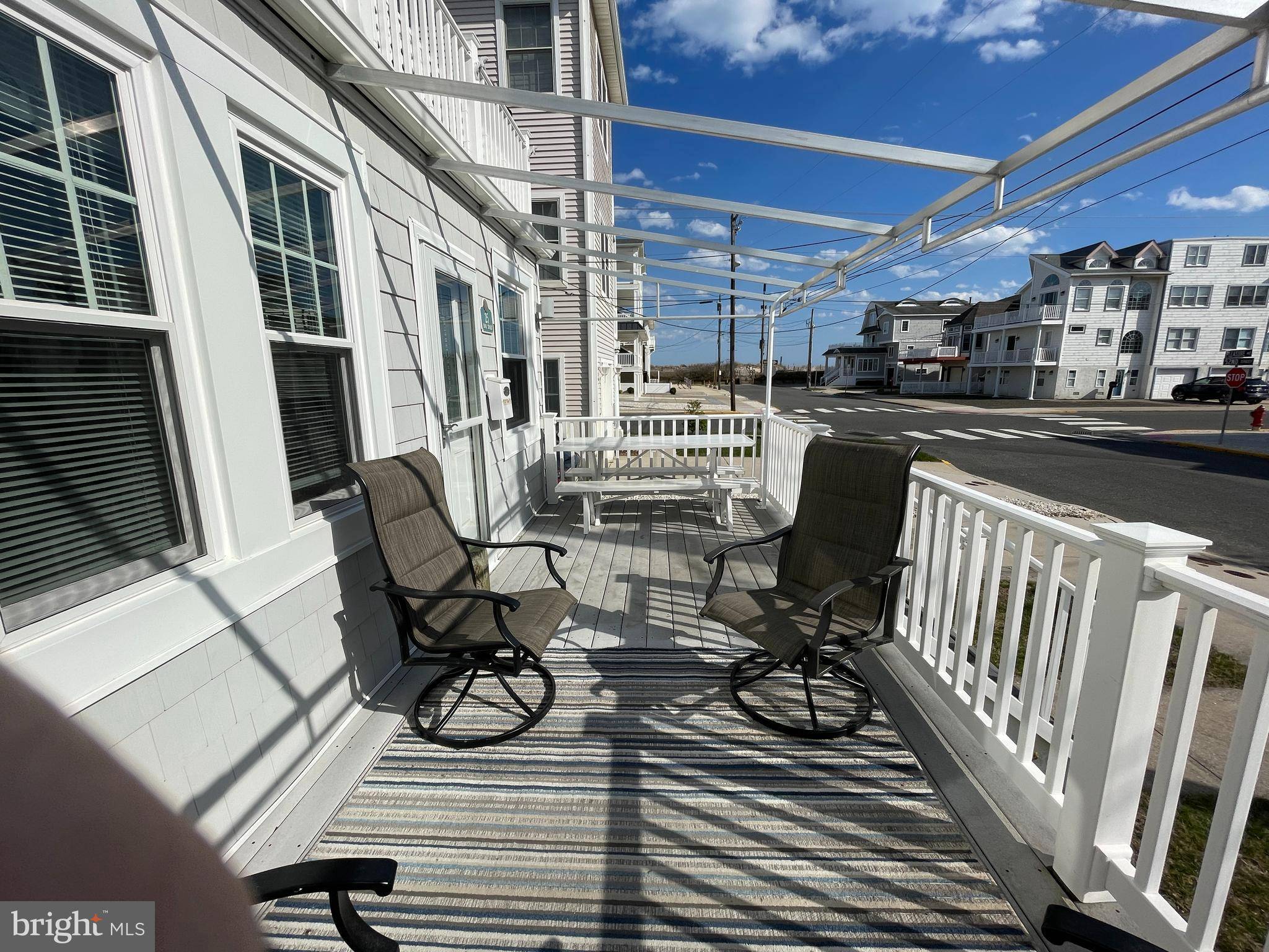 Sea Isle City, NJ 08243,25 52ND ST #1ST FLOOR