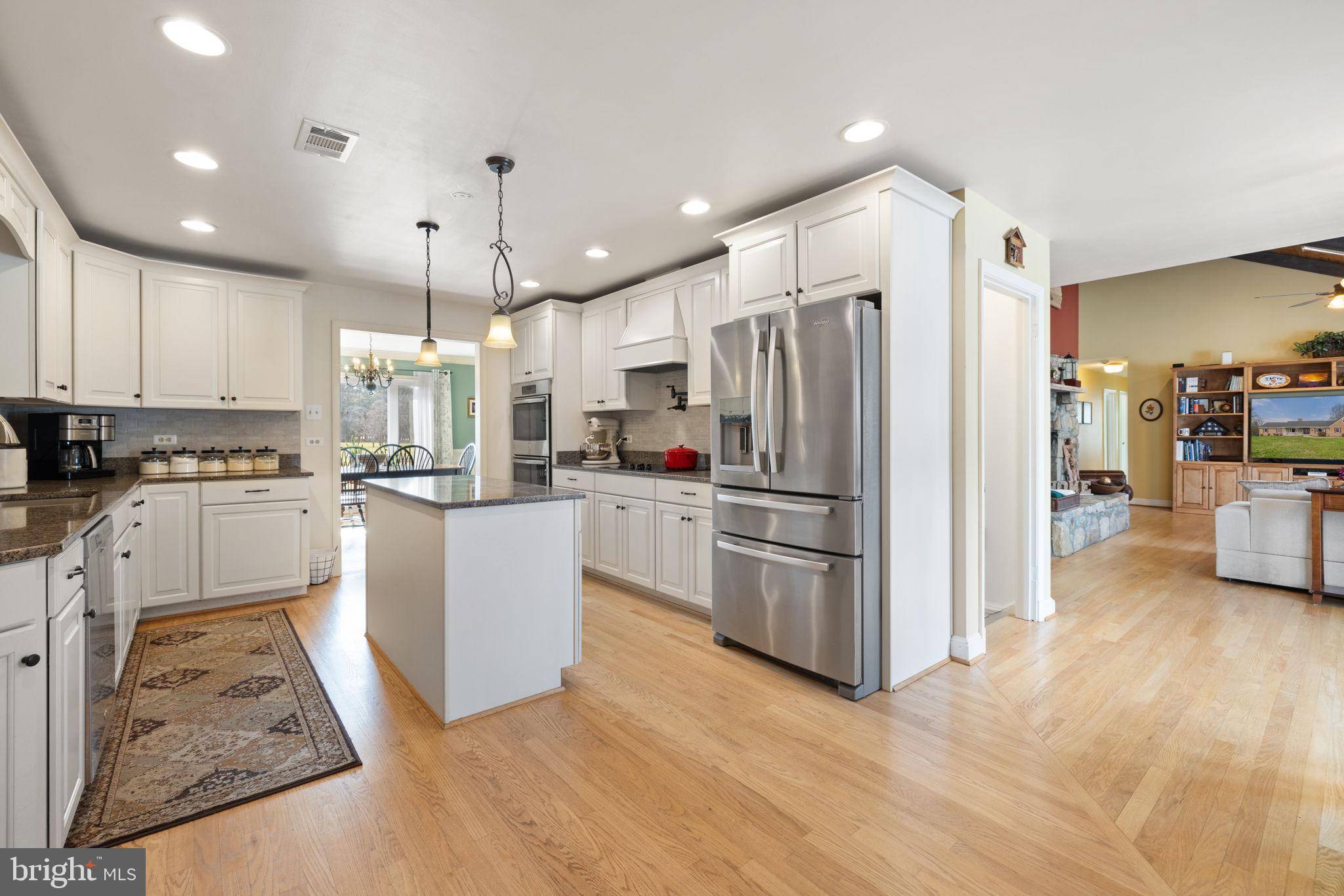 Marshall, VA 20115,8839 GRASSLANDS CT