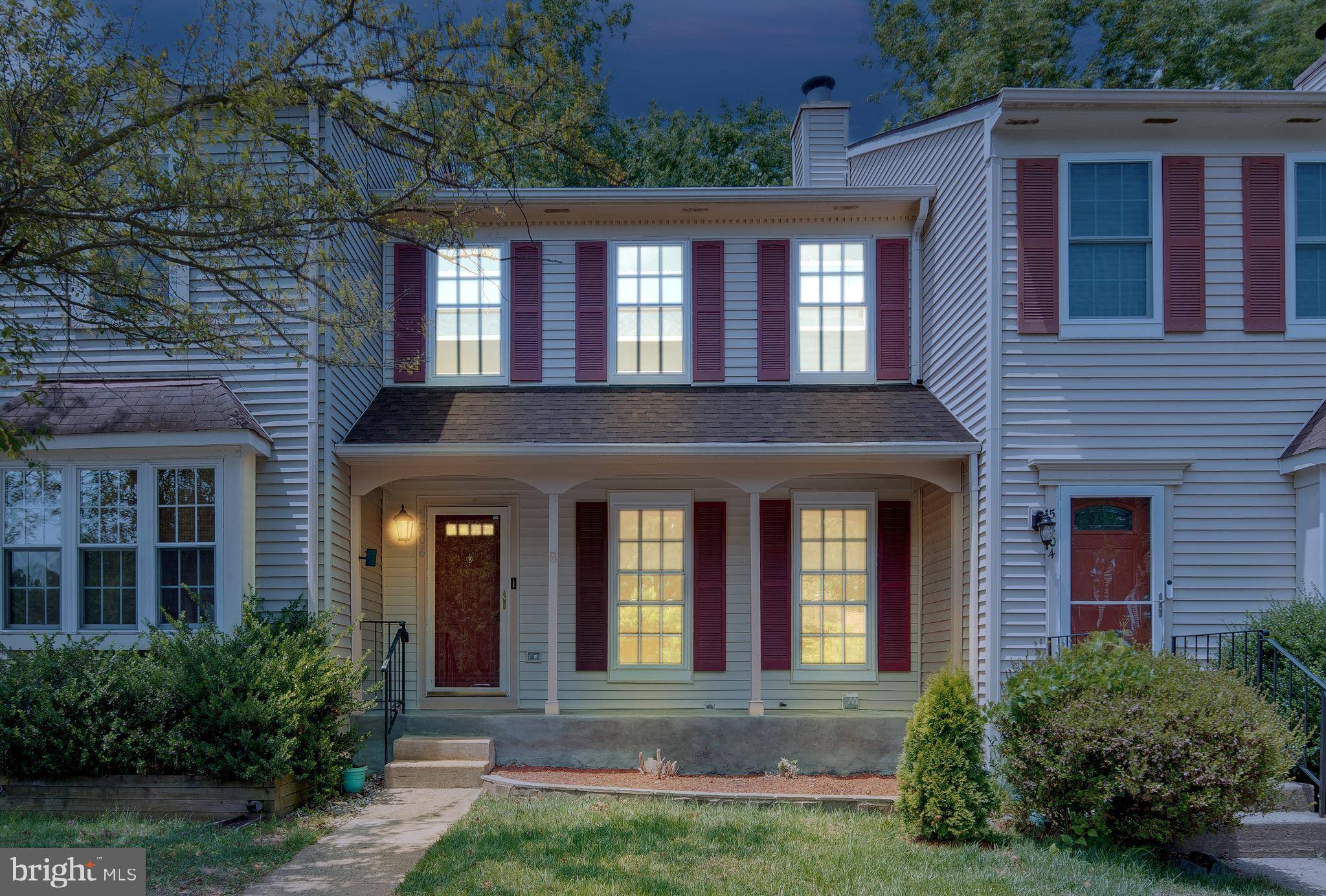 Centreville, VA 20121,5806 WATERDALE CT