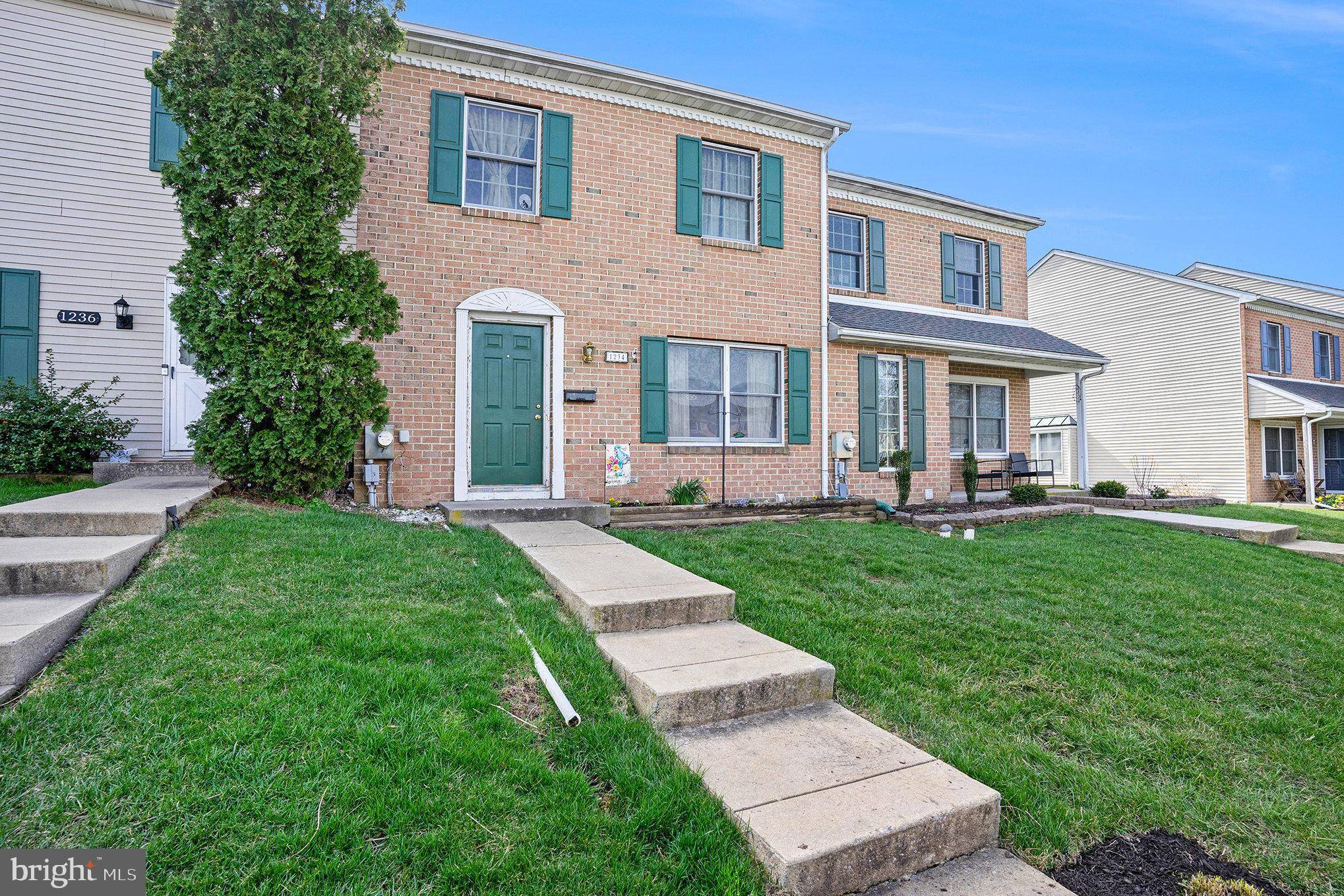 Perkiomenville, PA 18074,1234 PINE RIDGE DR