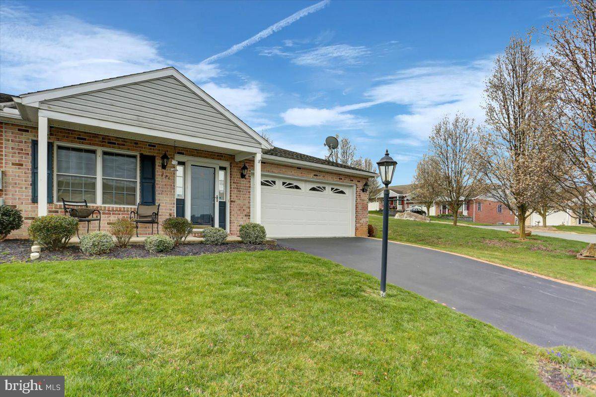 Waynesboro, PA 17268,724 FIR SPRING DRIVE