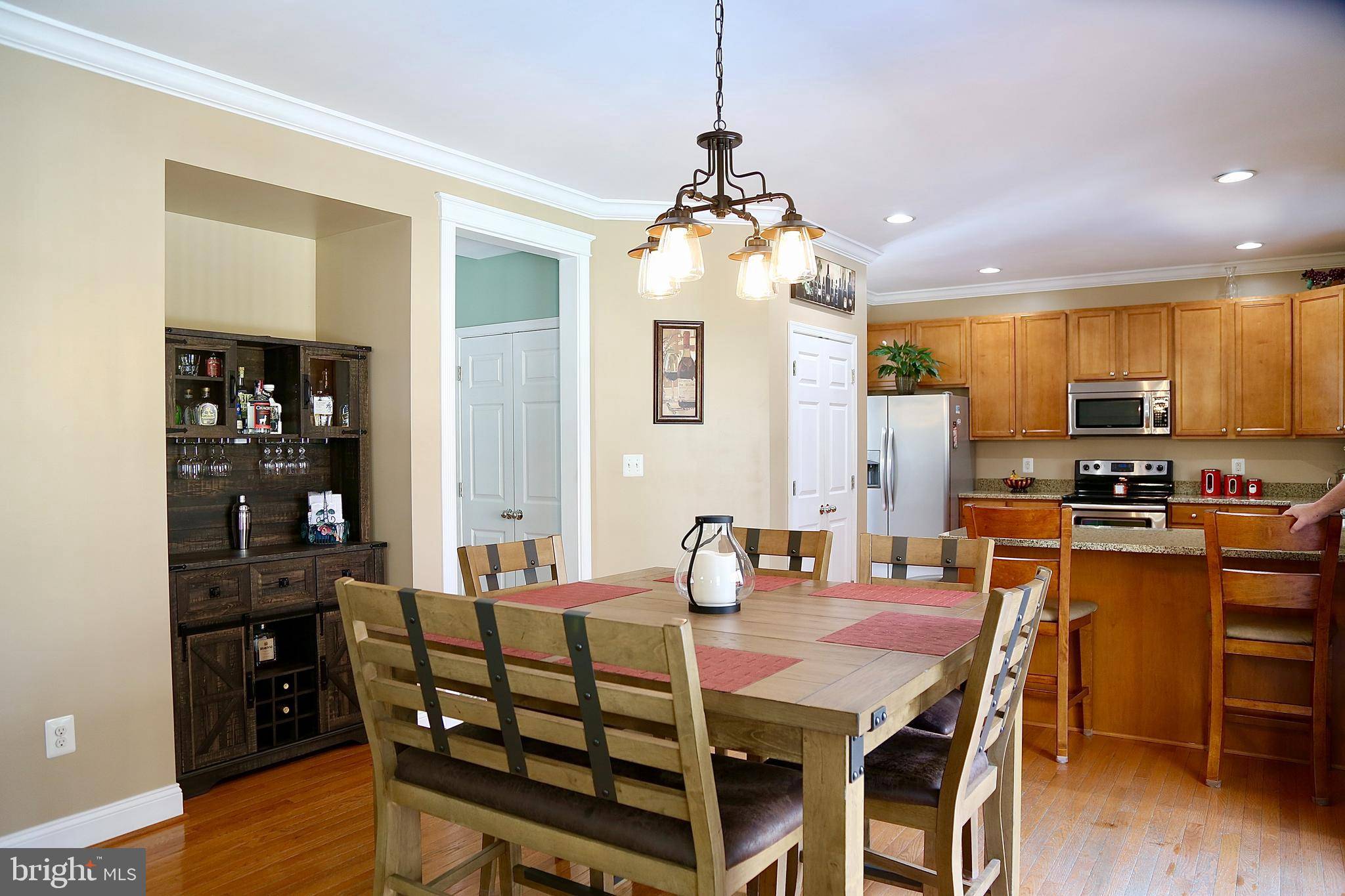 Essex, MD 21221,208 VALE CREST CT
