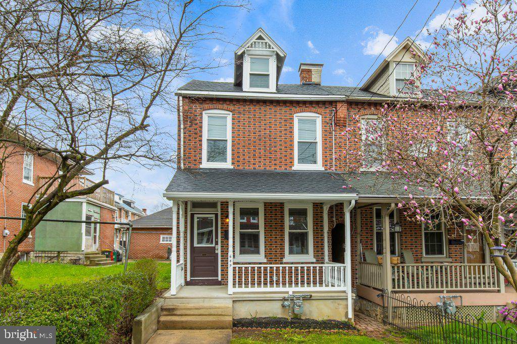 Lancaster, PA 17603,649 4TH ST