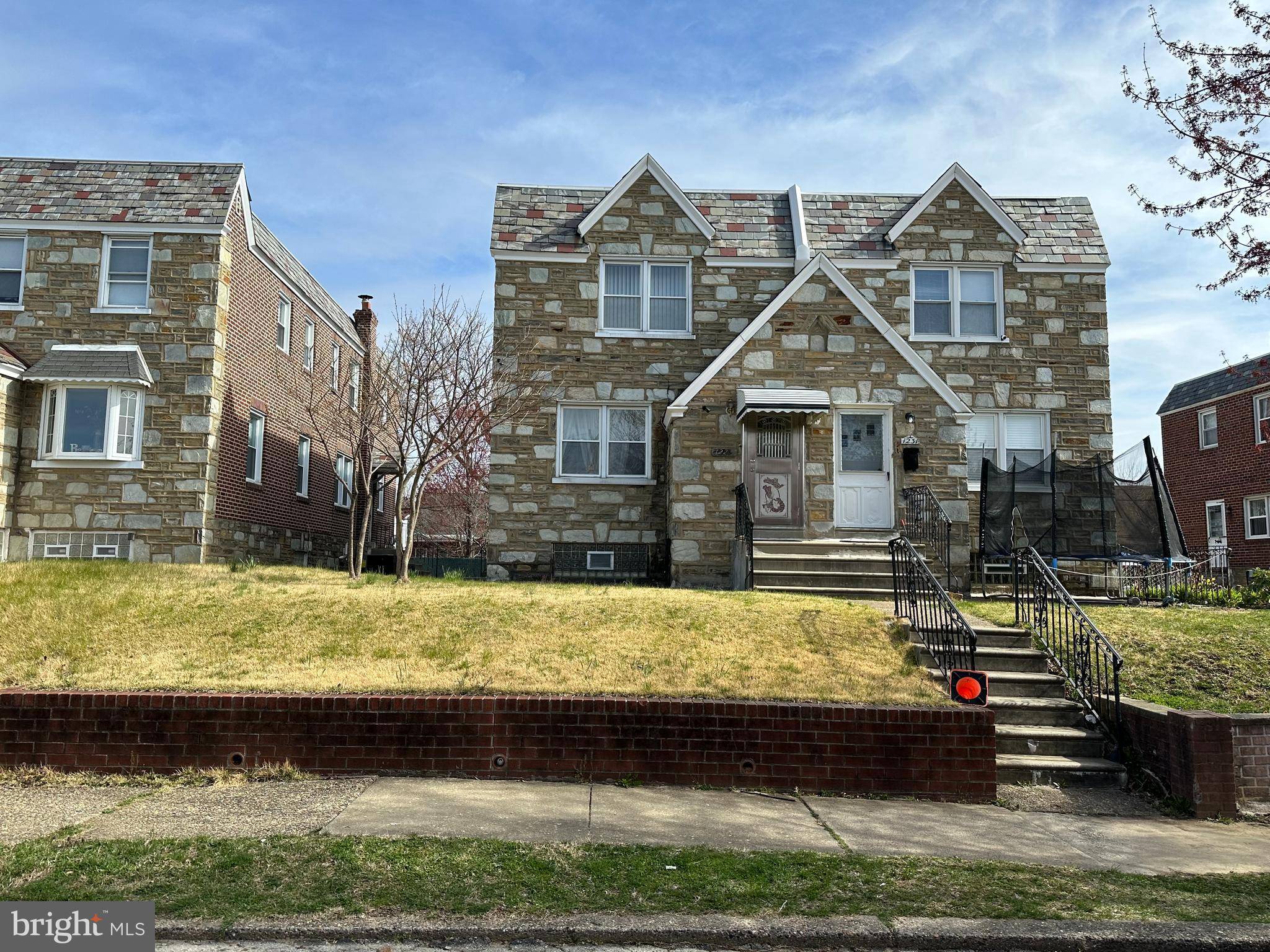 Philadelphia, PA 19111,1229 GLENVIEW ST