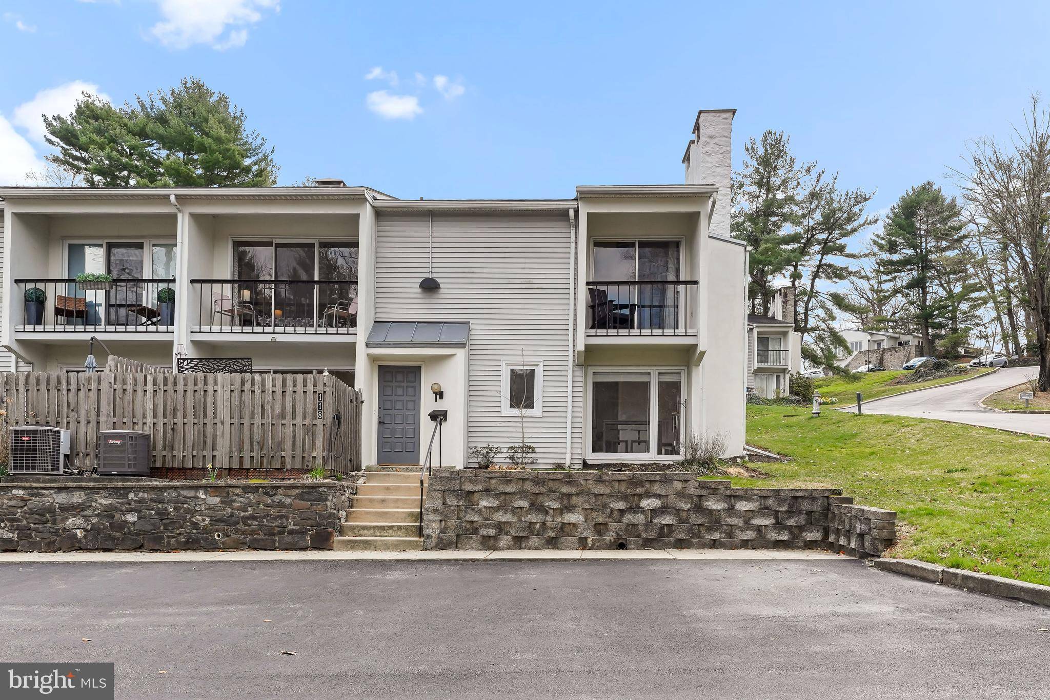 Newtown Square, PA 19073,118 E CHELSEA CIR