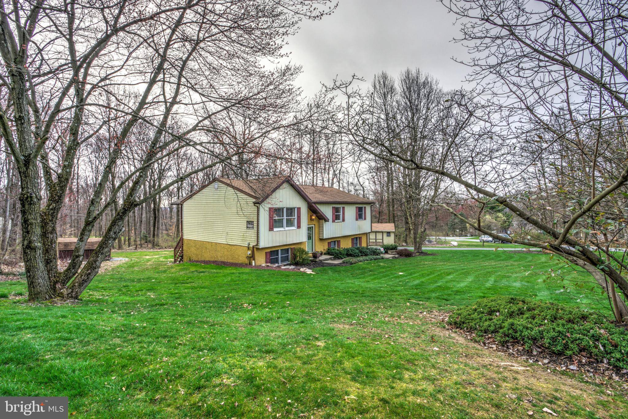 Narvon, PA 17555,935 GLORRY LN