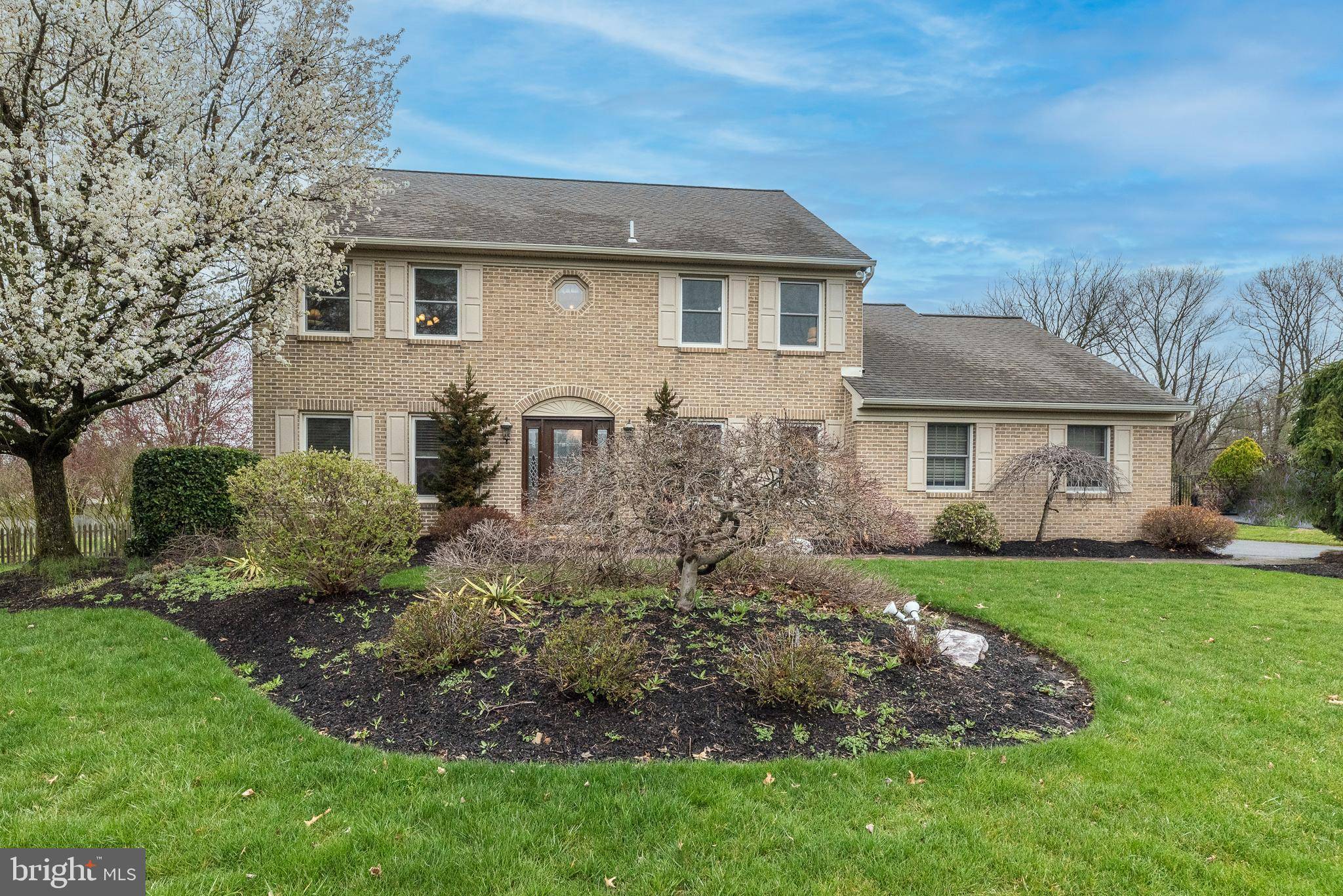 Maple Glen, PA 19002,1612 HOLLY HILL LN