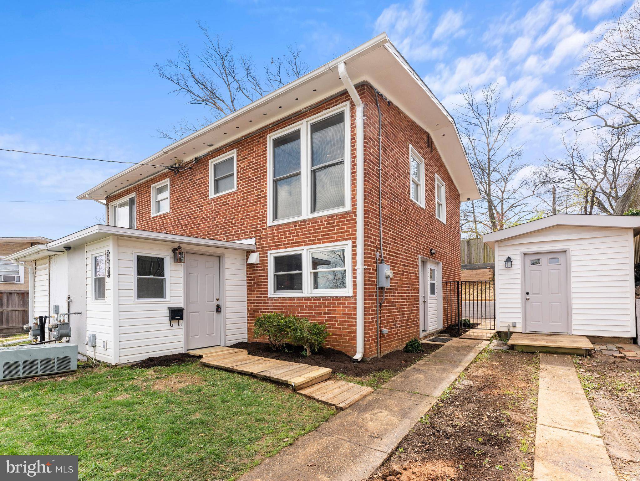 Arlington, VA 22204,5214 10TH PL S