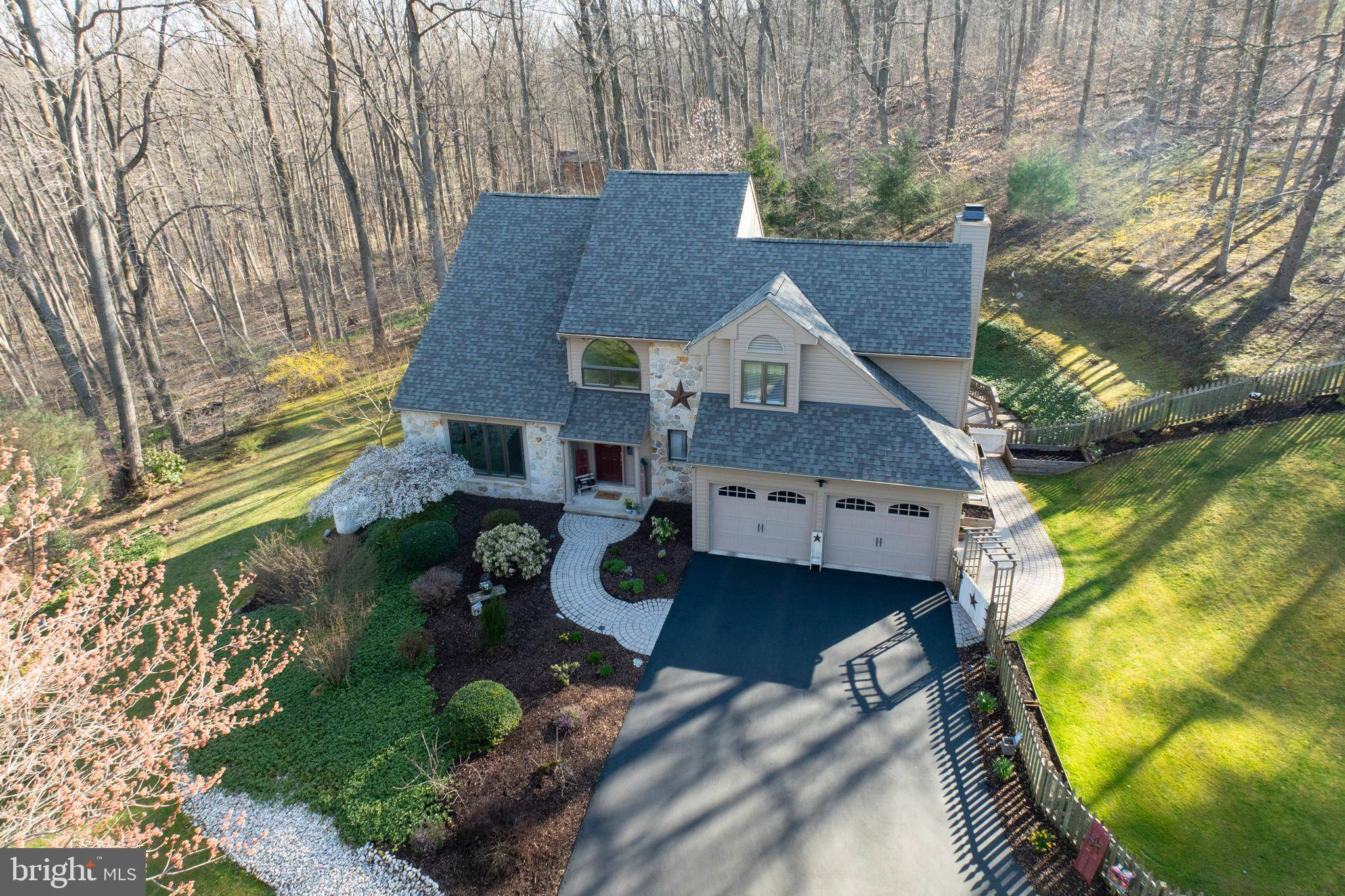 Chester Springs, PA 19425,5 TIMBER DR