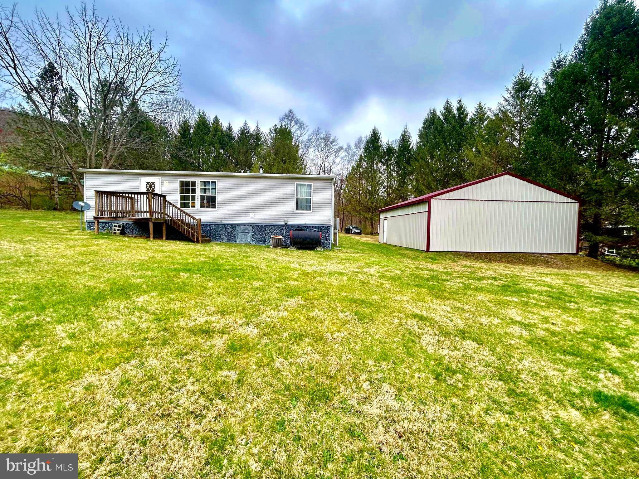 Saxton, PA 16678,1208 MYA DRIVE