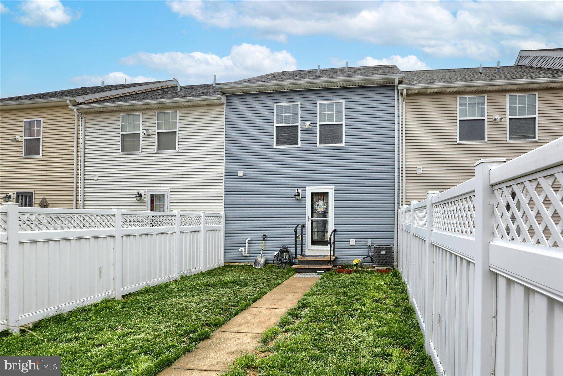 Marietta, PA 17547,190 DAPLIN AVE