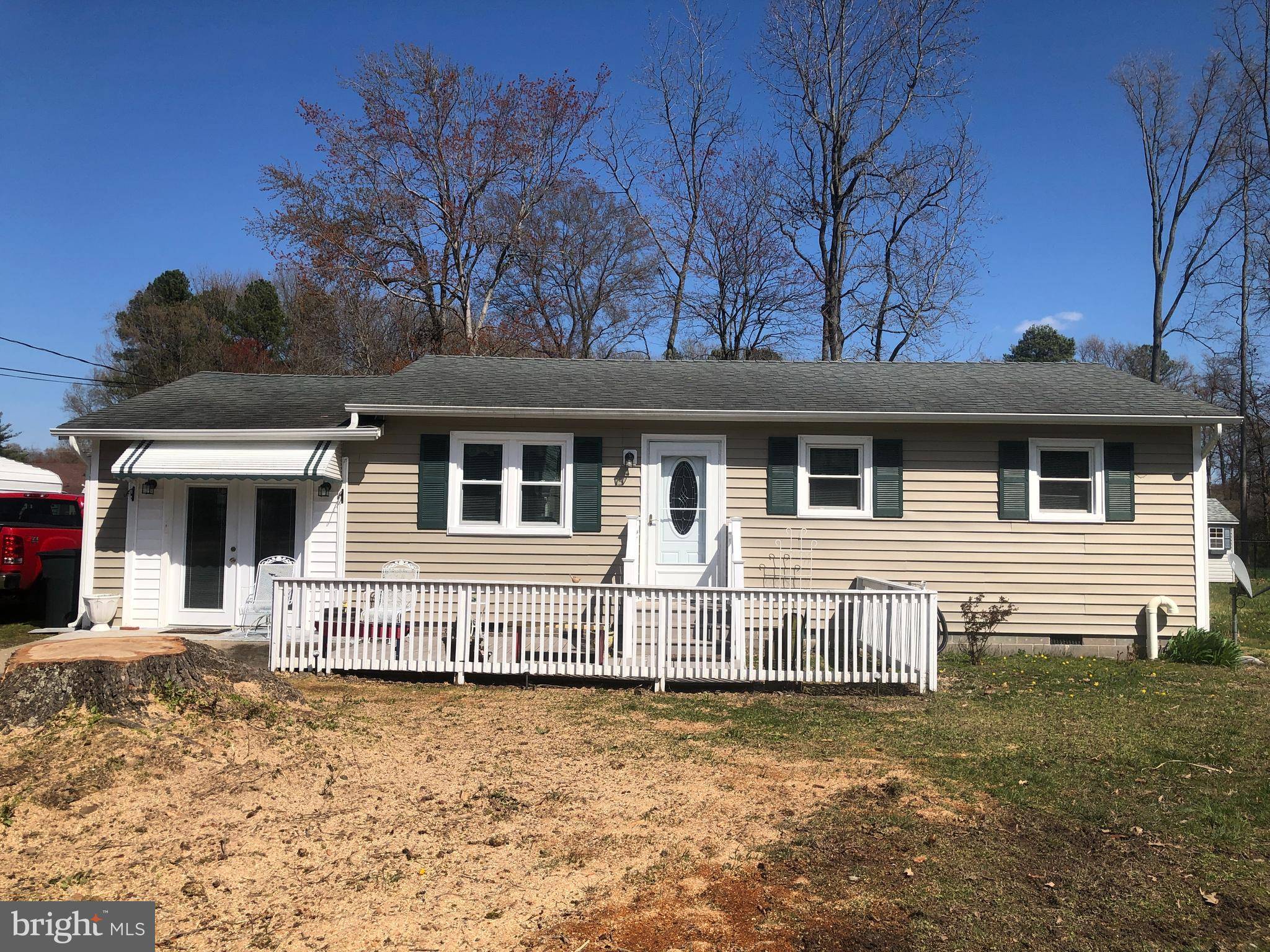 Colonial Beach, VA 22443,608 WAKEFIELD DR