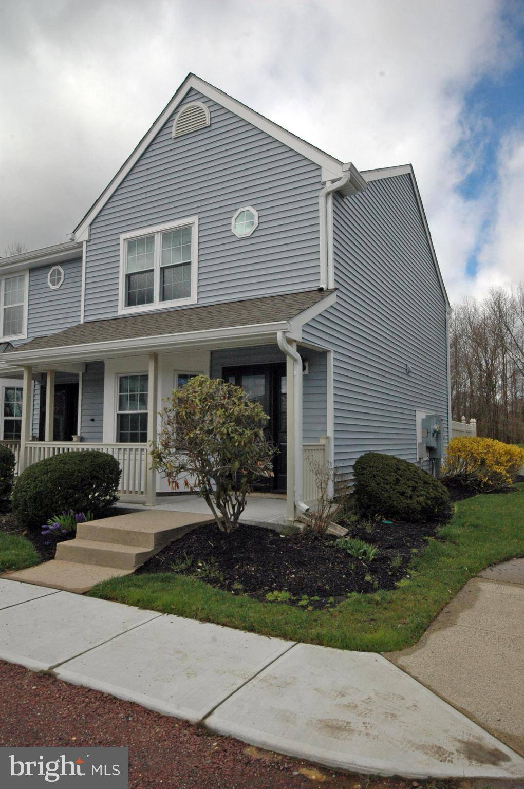 East Windsor, NJ 08520,4 WILLIAMSON CT