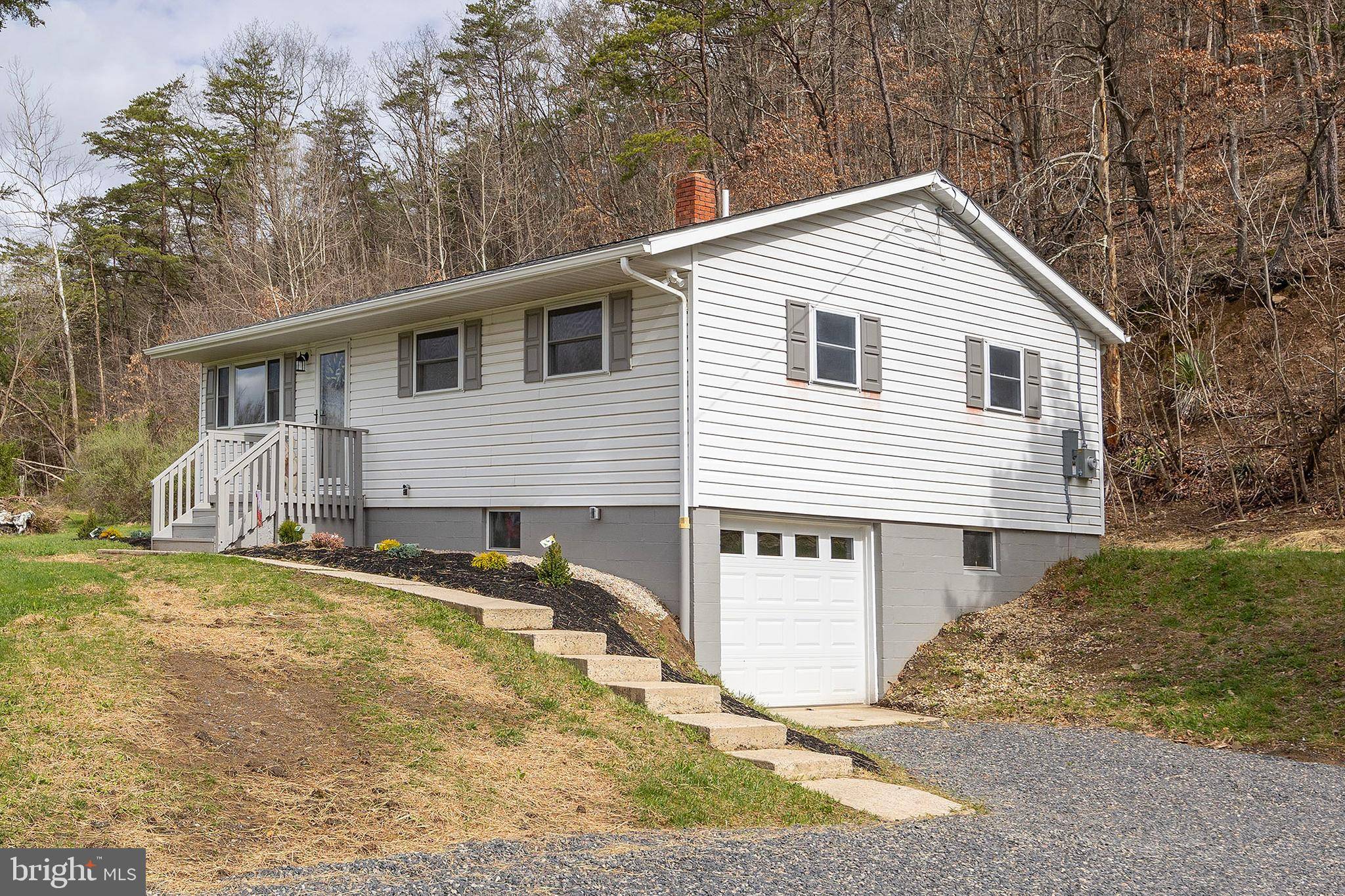 Keyser, WV 26726,7002 FORT ASHBY RD