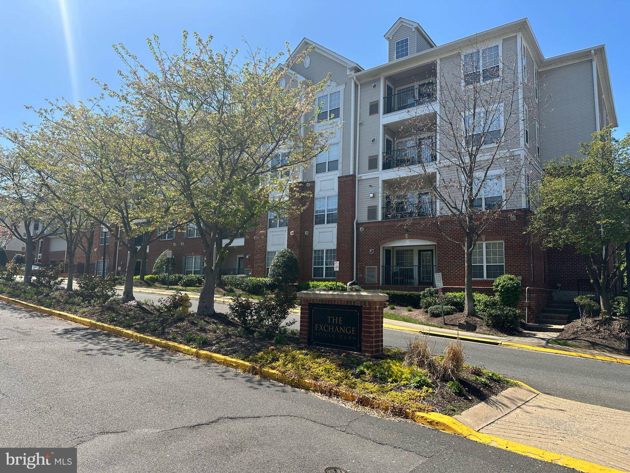 Alexandria, VA 22304,4850 EISENHOWER AVE #116