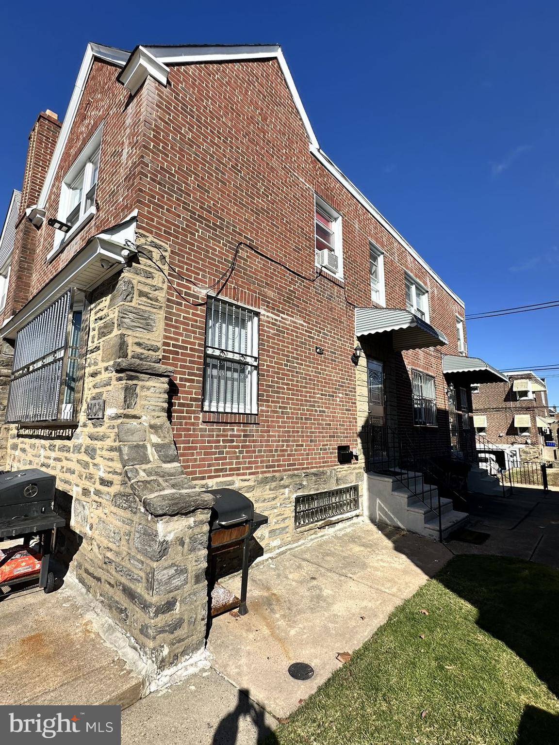 Philadelphia, PA 19152,3107 TEESDALE ST