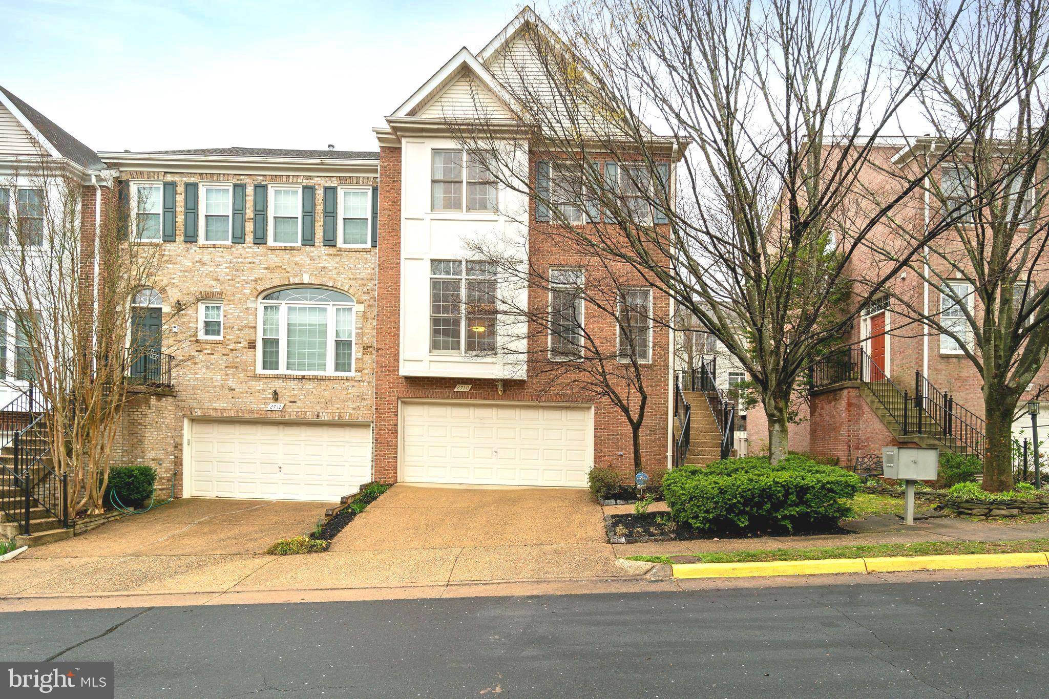 Vienna, VA 22181,2710 EARLS CT