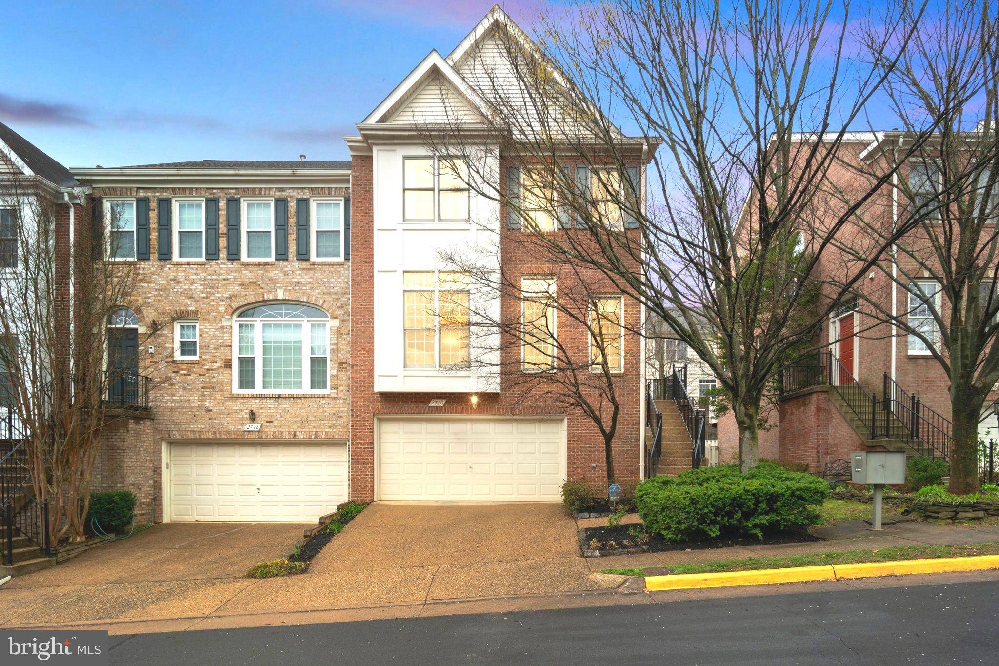 Vienna, VA 22181,2710 EARLS CT