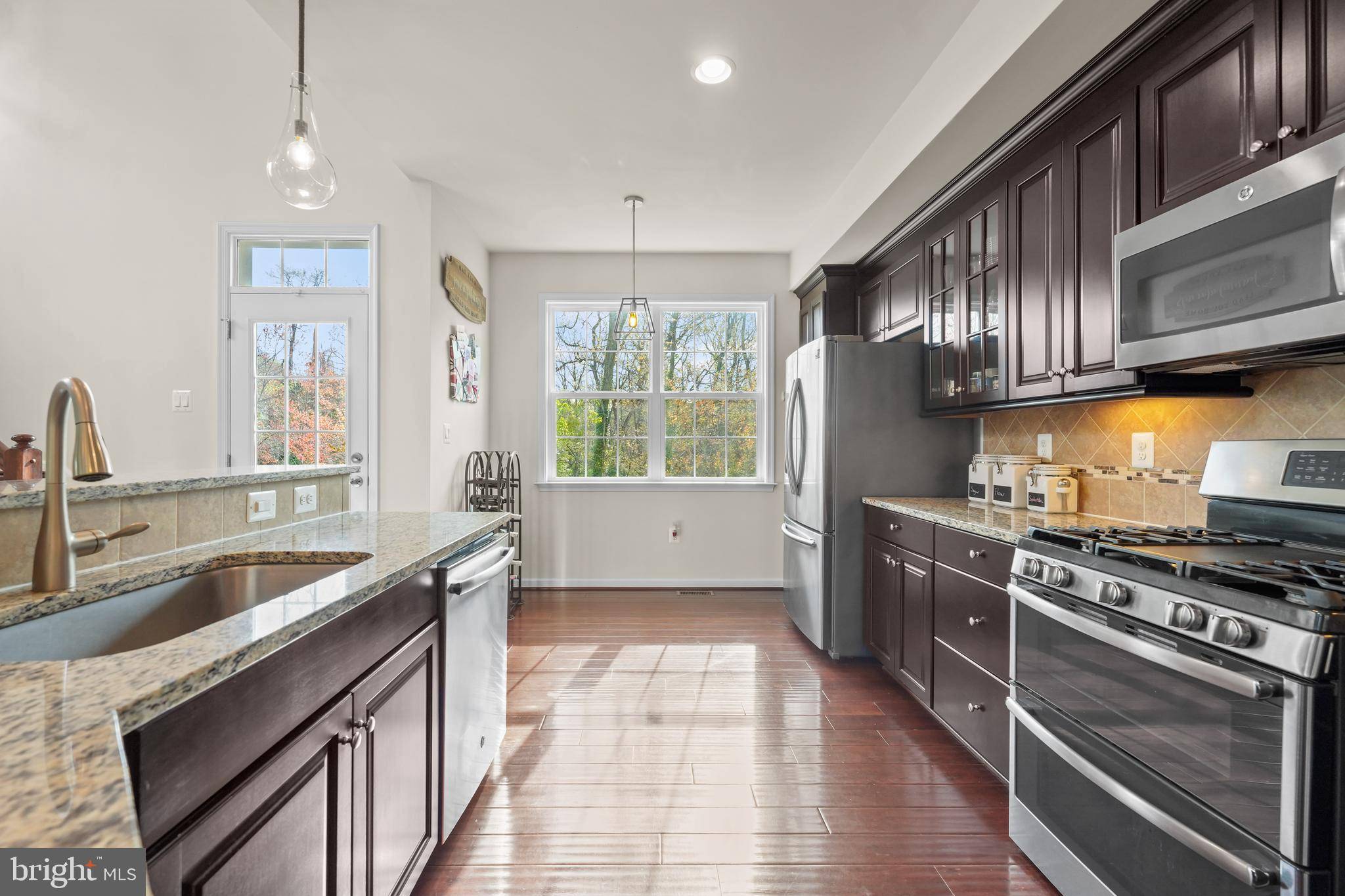 Alexandria, VA 22306,3571 HUNTLEY MANOR LN