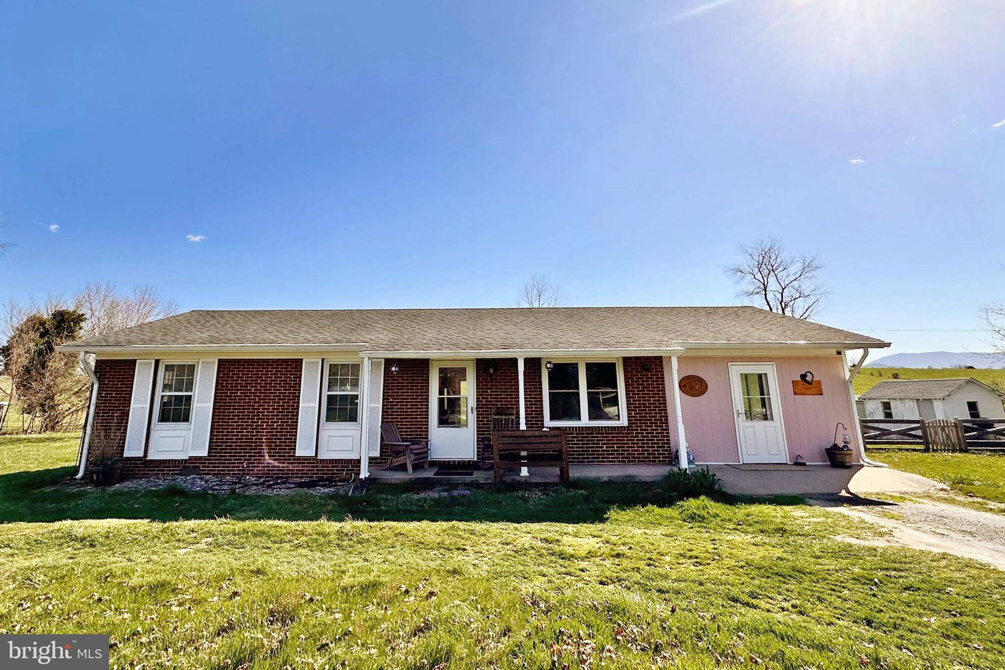 Luray, VA 22835,183 SAMUEL RD