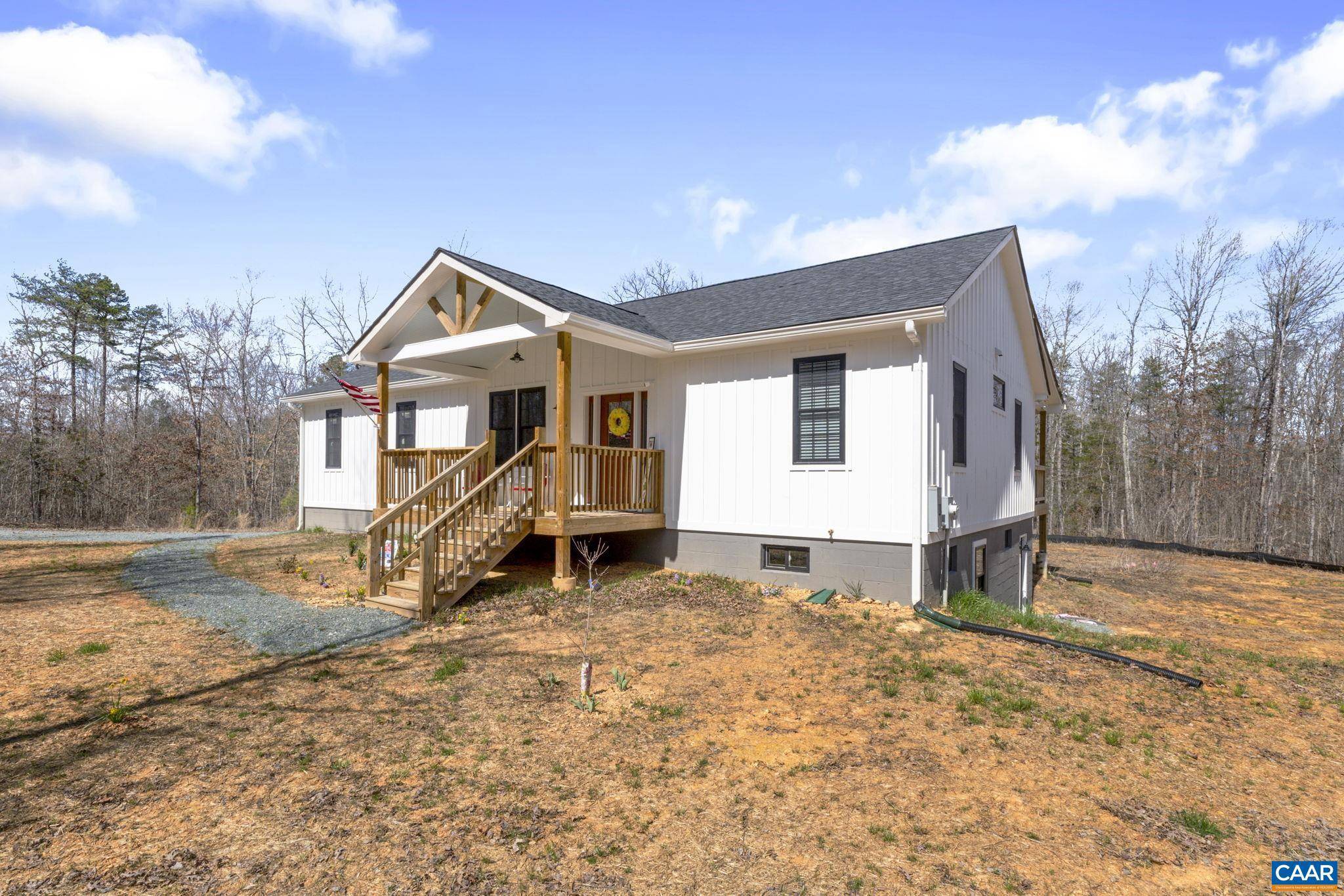 Scottsville, VA 24590,3230 POLECAT CREEK LN