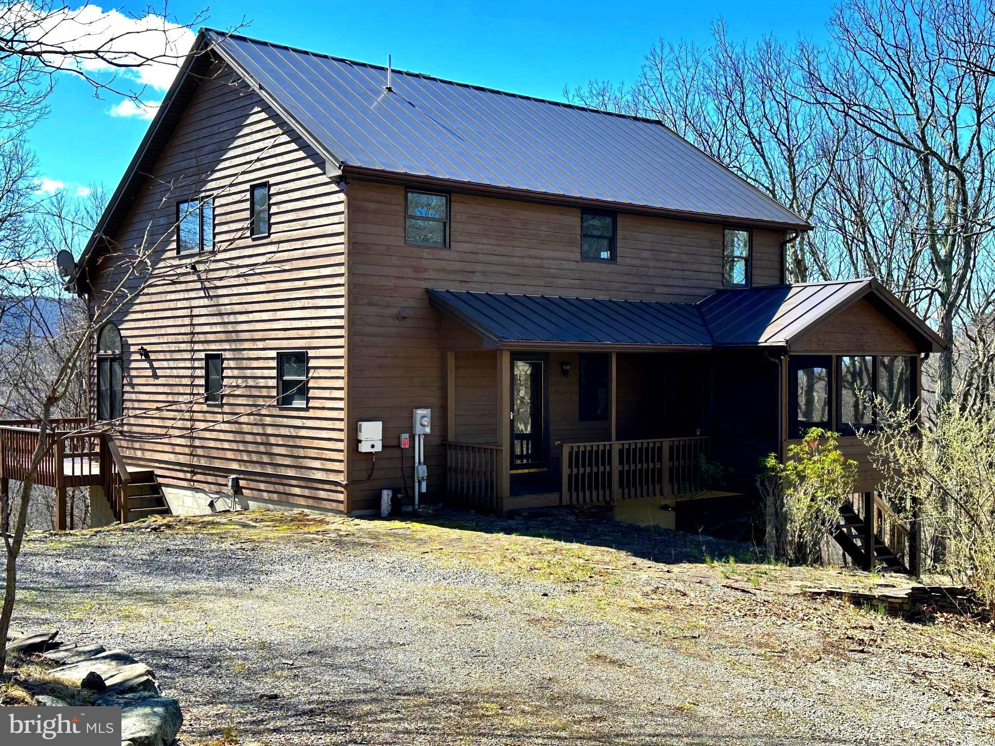 New Creek, WV 26743,348 EAGLE VIEW DR