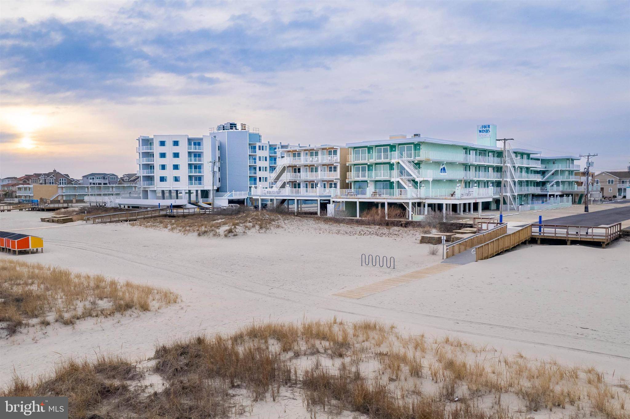 Wildwood Crest, NJ 08260,404 DENVER AVE #306