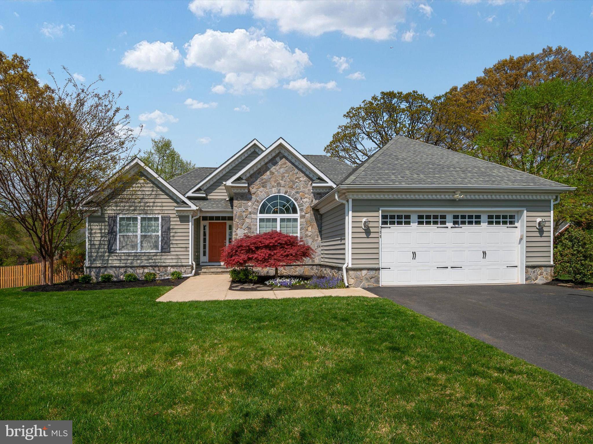 Severna Park, MD 21146,306 LISTMAN CT