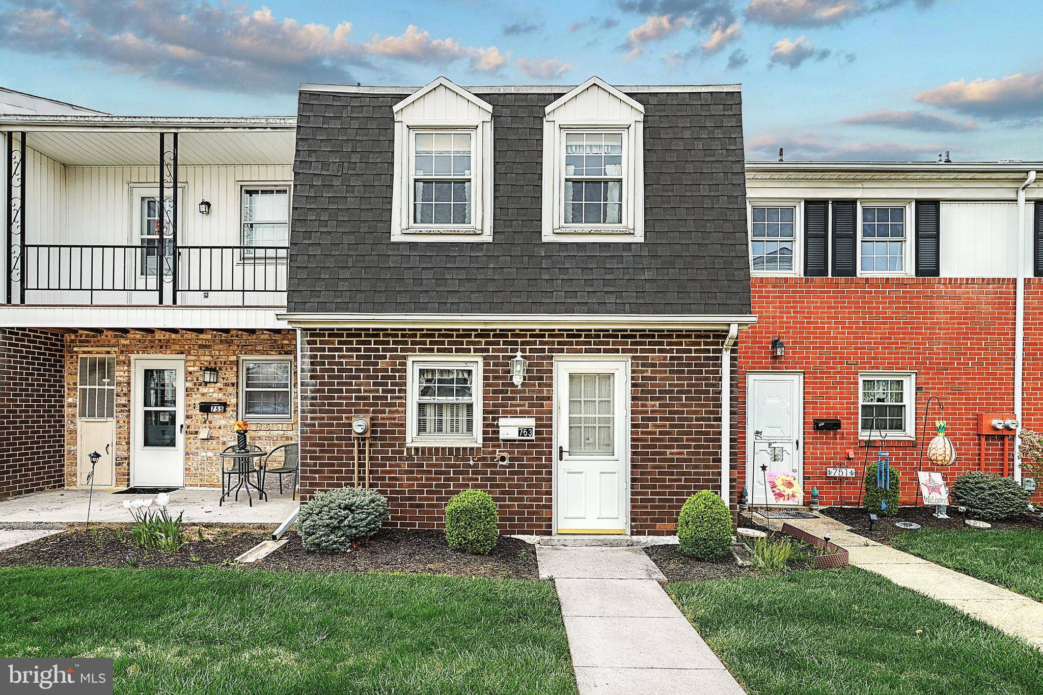 York, PA 17404,753 HARDWICK PL